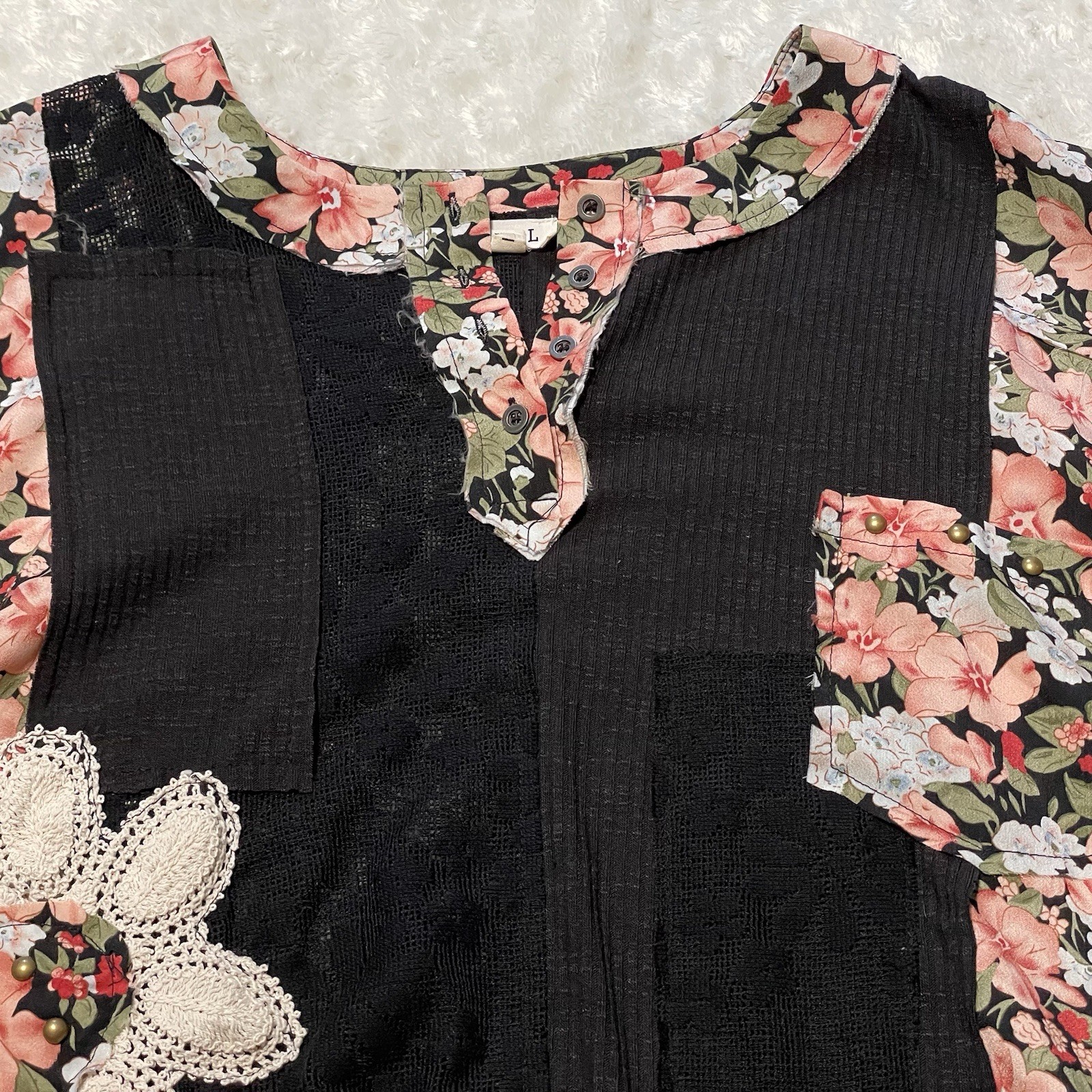 POL patchwork black floral boho hippie oversize top S crochet grunge studs lace