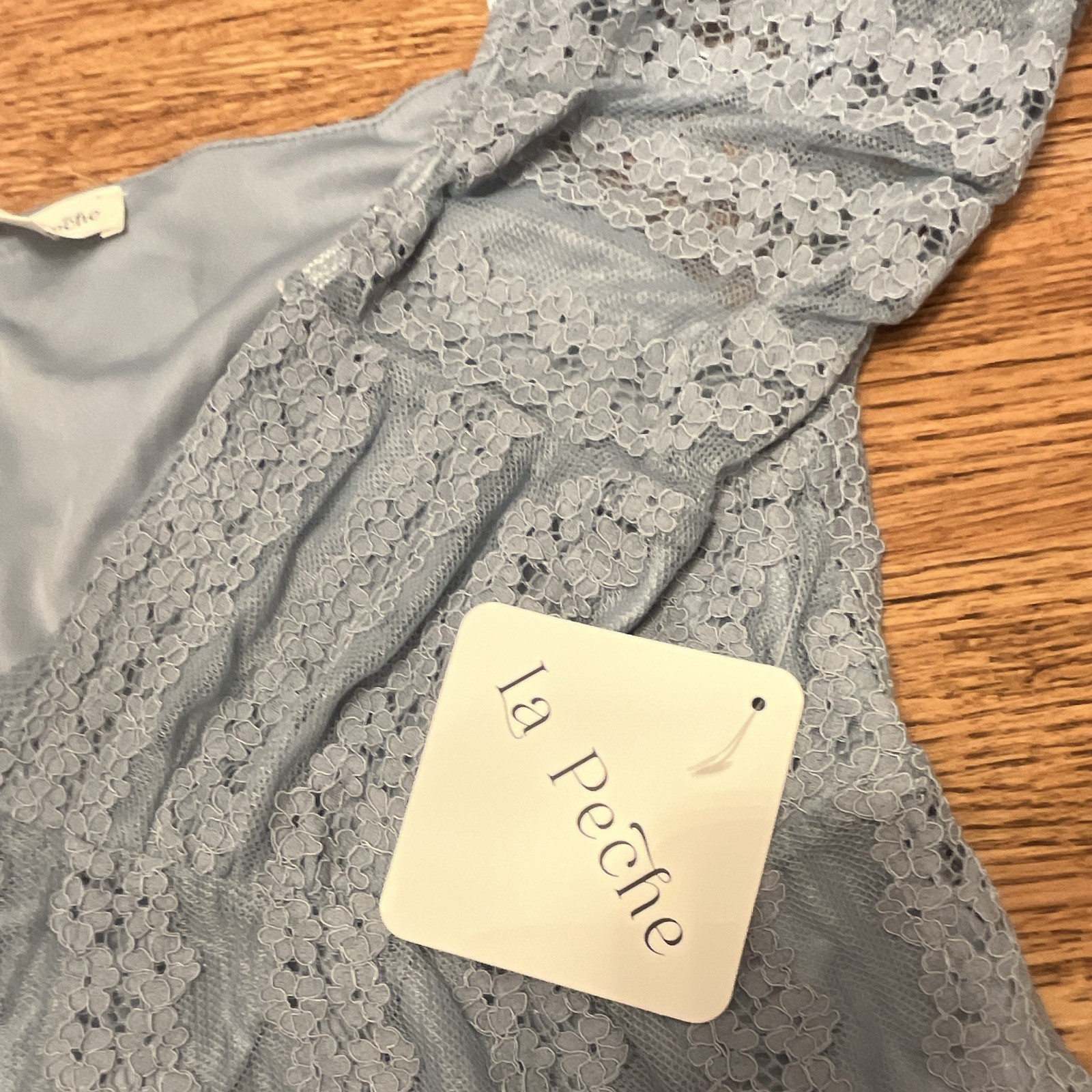 La Peche Women’s Blue Floral Lace V-Neck Button Front Ruffle Blouse XL
