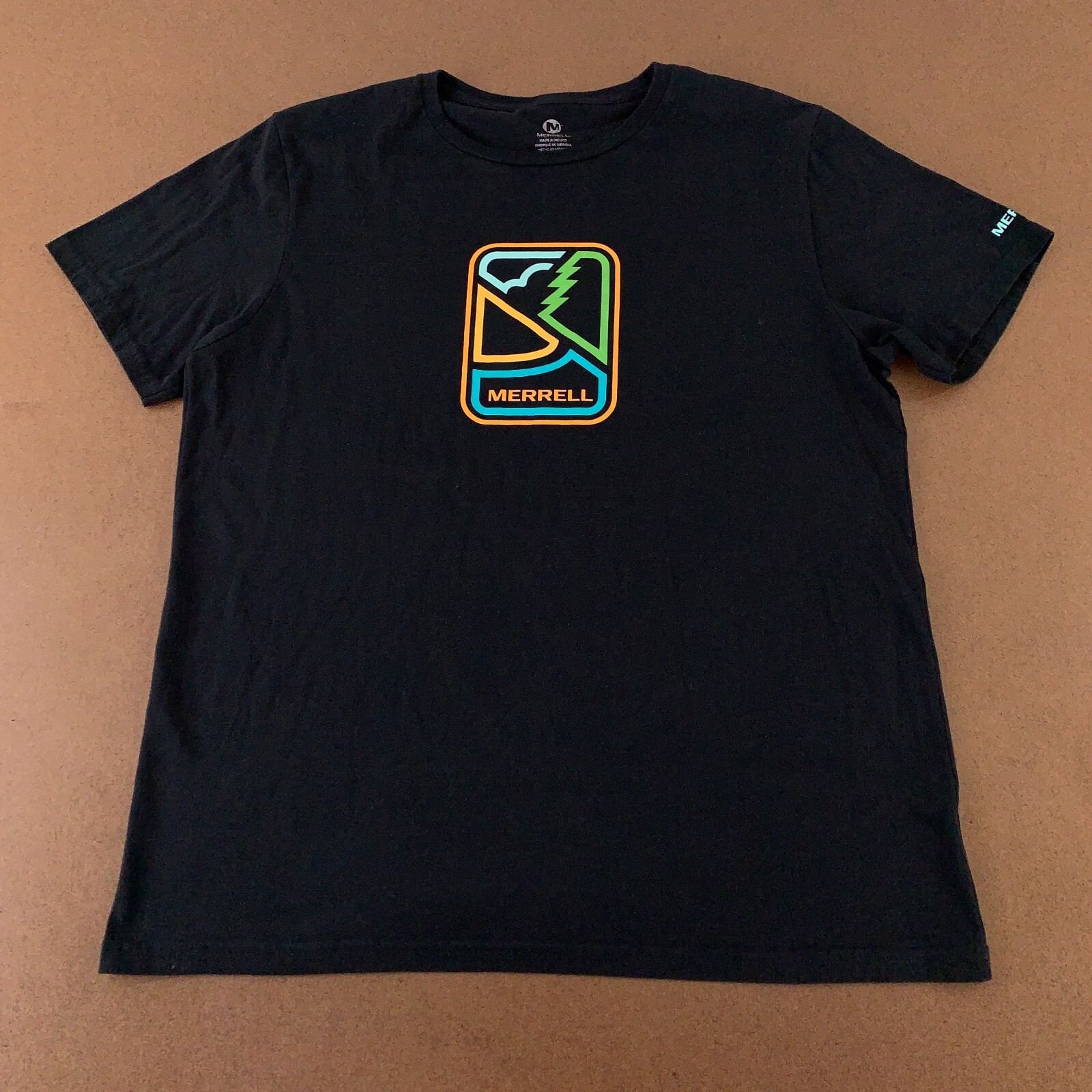 Merrell Women’s Size XL Black Short Sleeve Crew Neck Logo Graphic T-Shirt