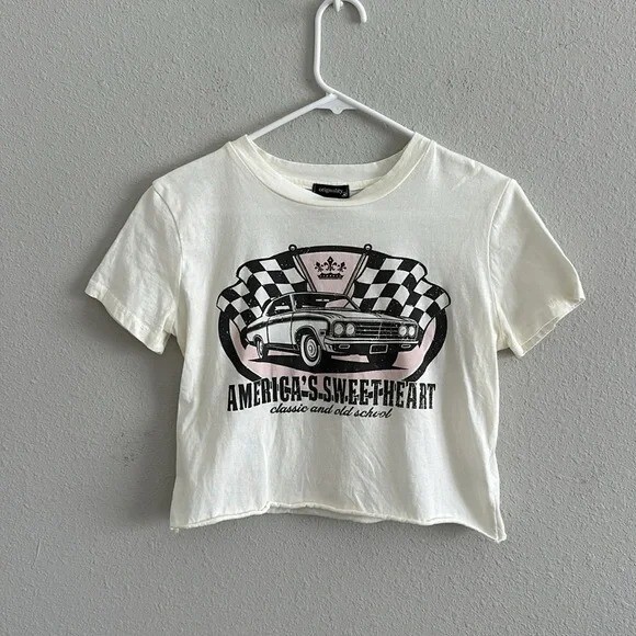 Originality America’s Sweetheart Relaxed Cropped Graphic T-Shirt small
