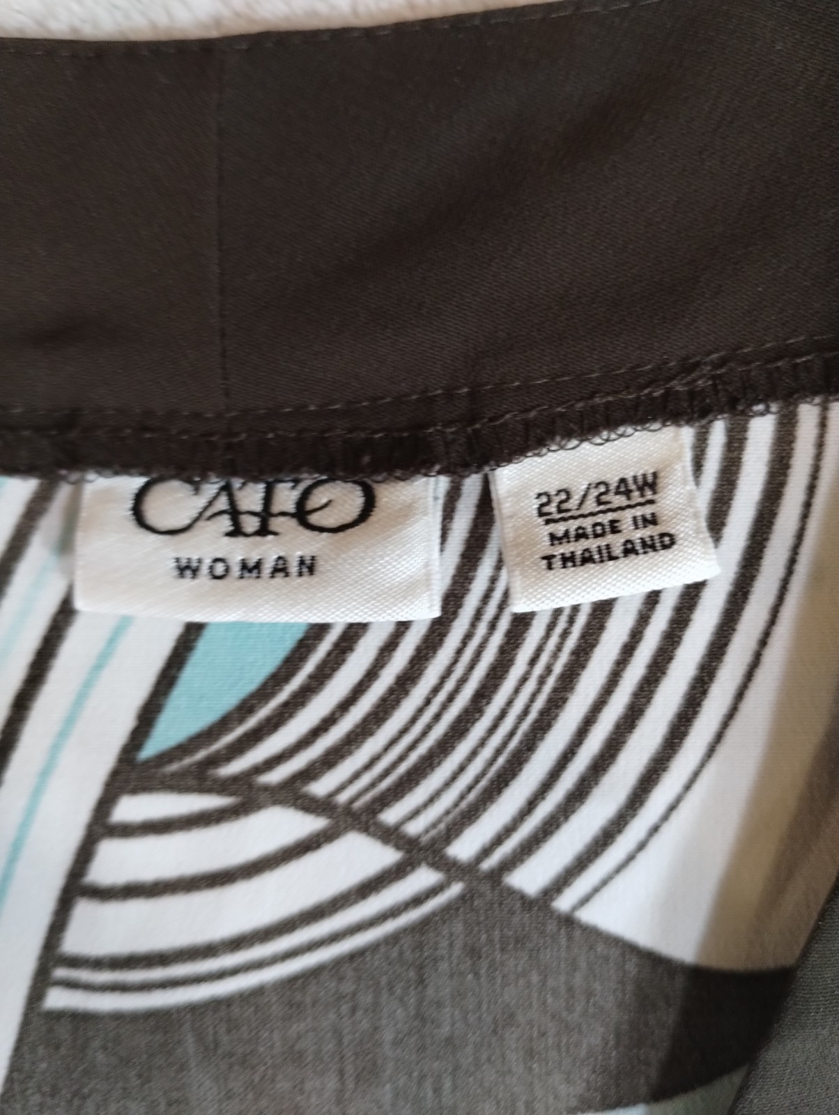 Cato Women’s Plus Size Blouse Size 22/ 24 W Other Measurements In Photos.