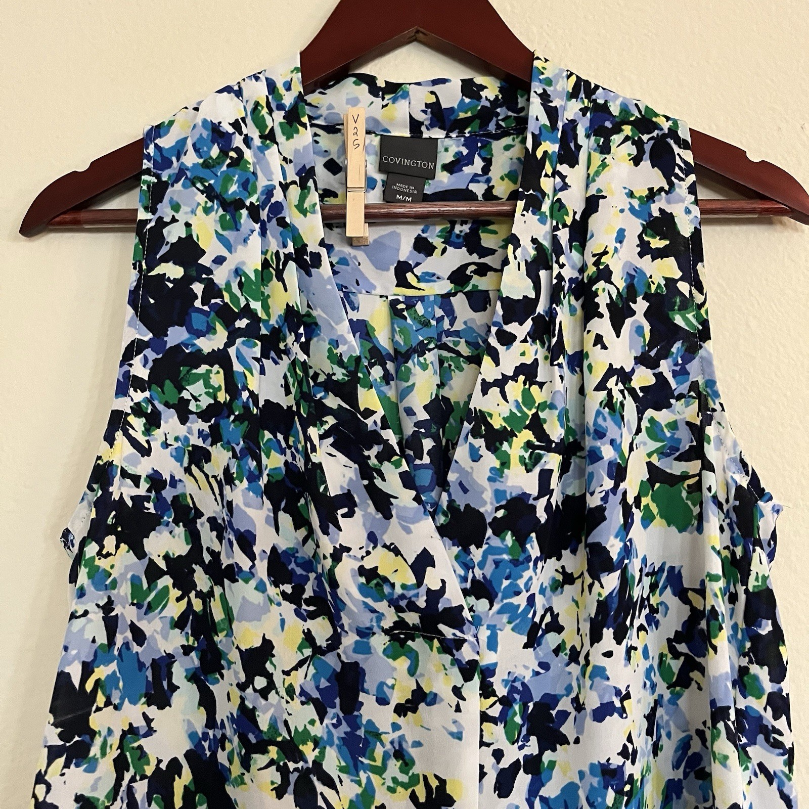 Covington V Neck Sleeveless Blue Career SZ M Blouse Top Shirt Office Women’s