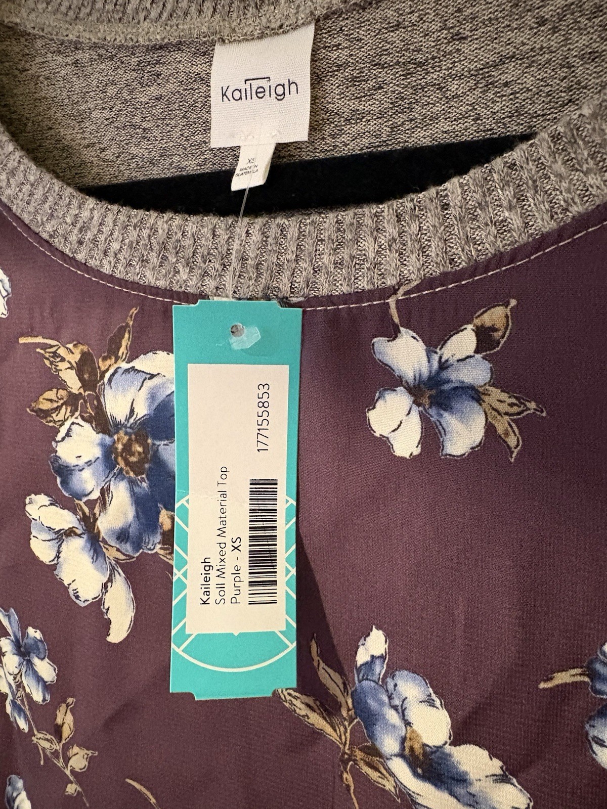 Kaileigh NWT Mixed Blouse (Sweater Sleeves) Stitch Fix Boutique Floral XS