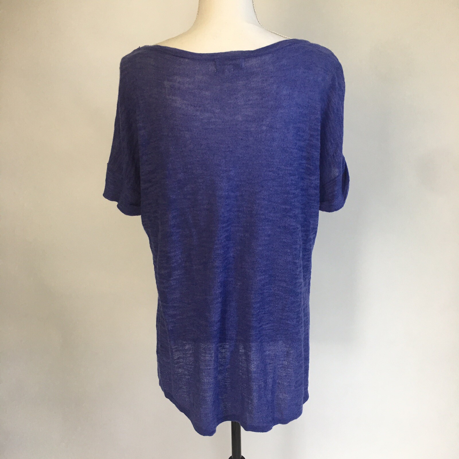 Joseph A Short Sleeve Thin Sweater Pullover High Low Top Shirt w Sleeve Accents