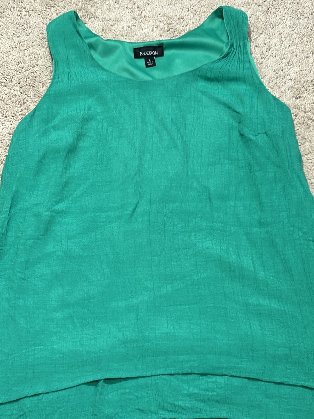 B Design Womens Shirt Size Large Green Lined Lightweight Flowy Classic