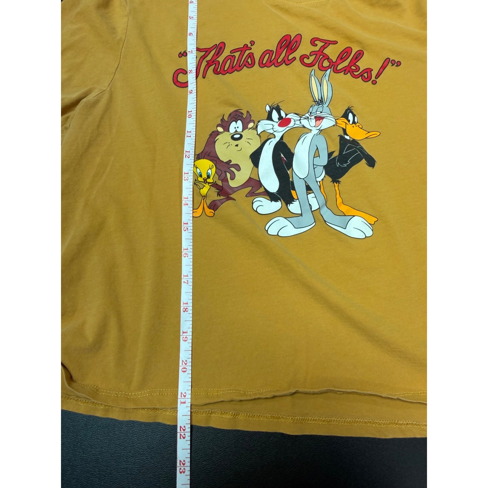 Looney Tunes Graphic T-Shirt XL Mustard Yellow Bugs Bunny Thats All Folks Cotton