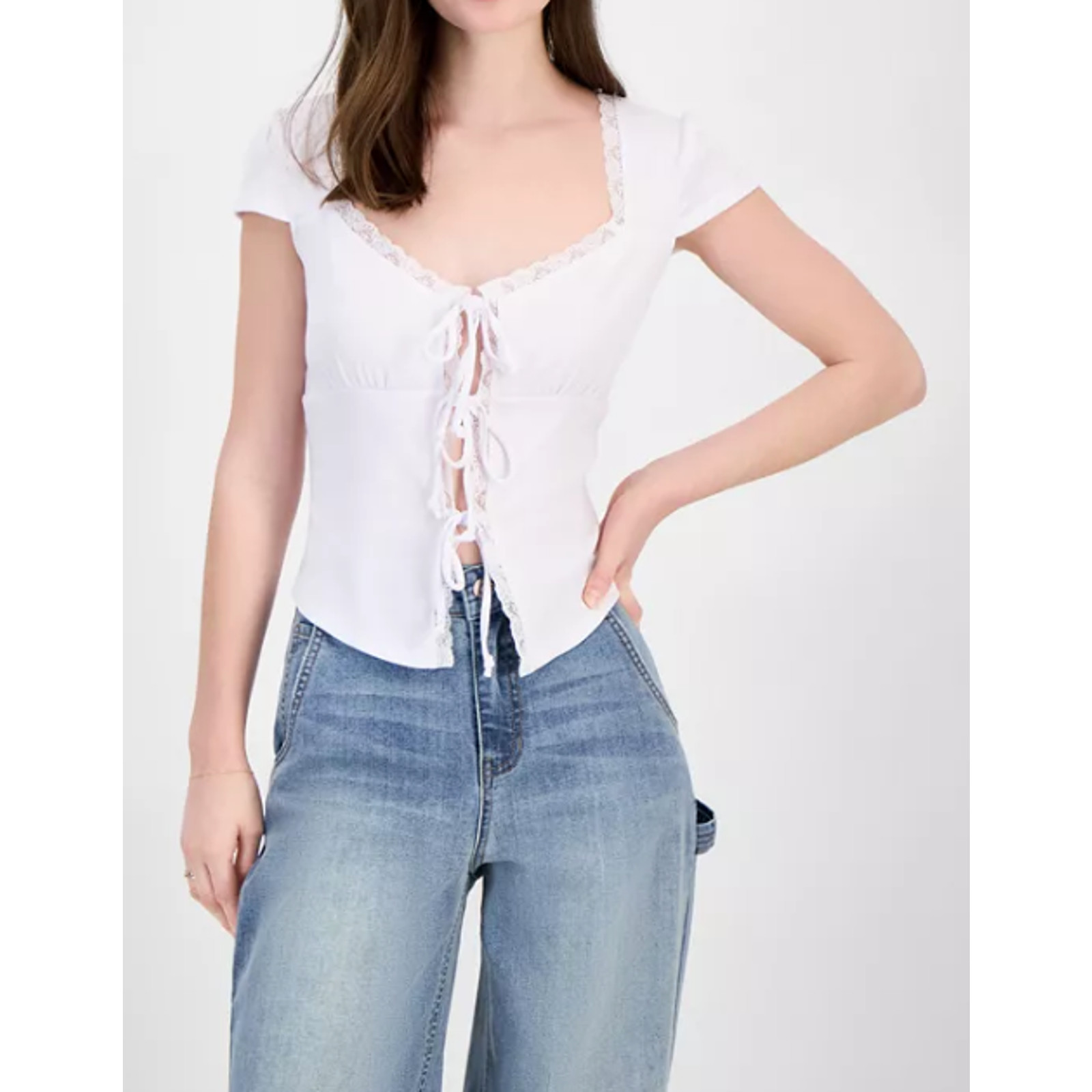 Just Polly Juniors’ Lace Trimmed Tie-Front T-Shirt White XL