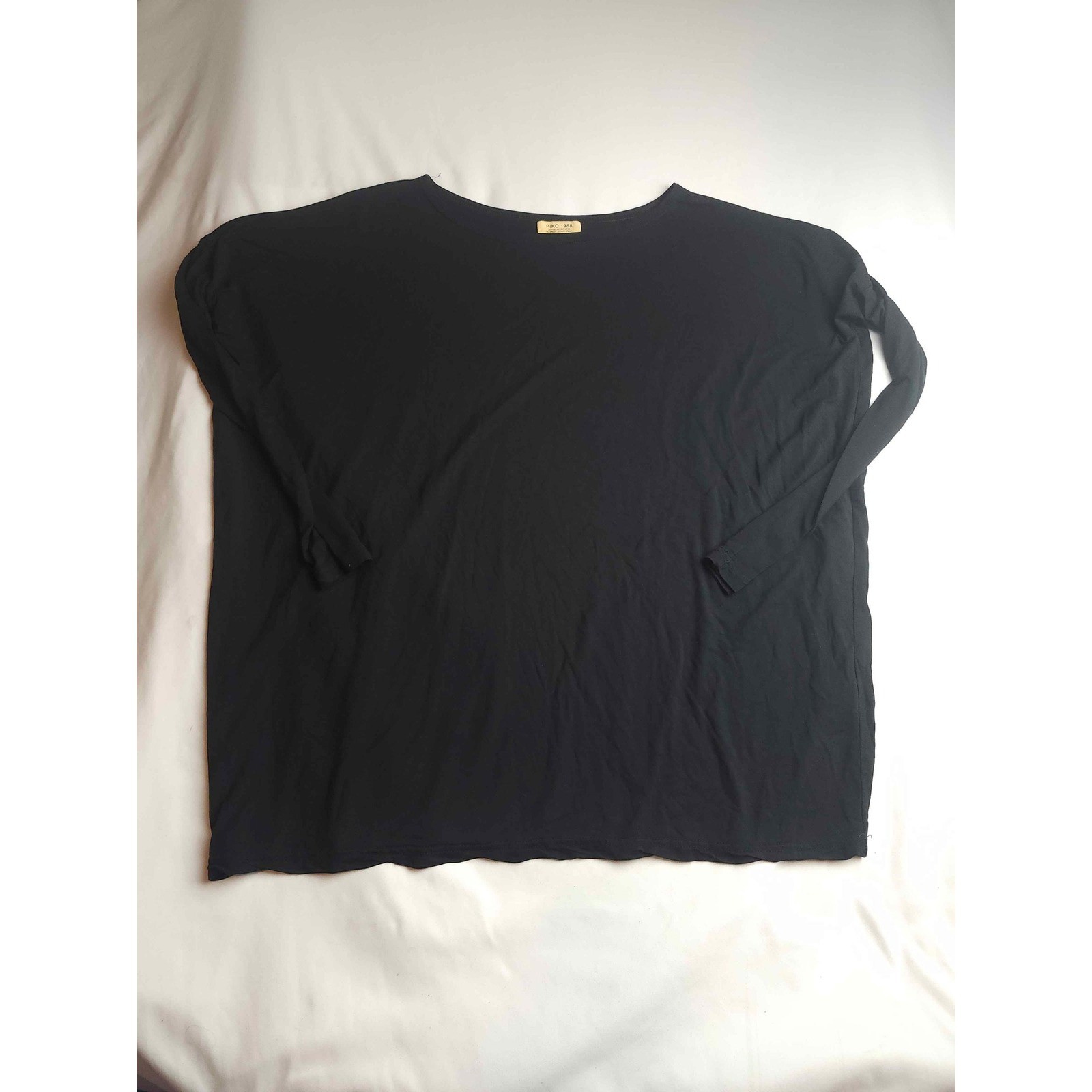 Piko 1988 Black Bamboo Spandex Oversized Long Sleeve Top Medium