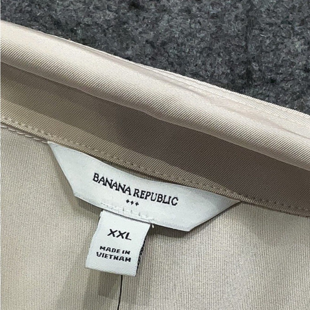 Banana Republic Cream Blouse with Notched Lapel and Boxy Fit