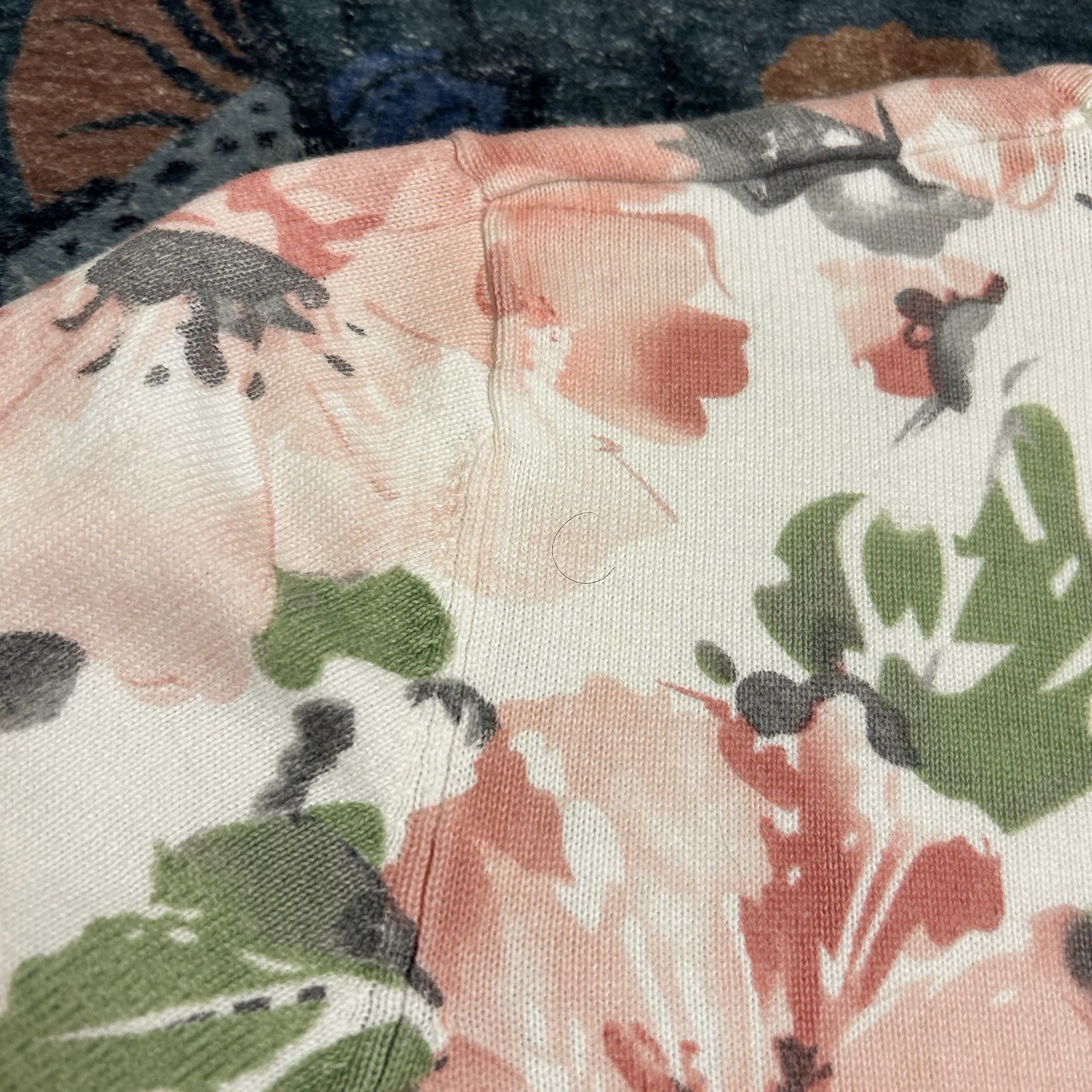 Alfred Dunner Floral Knit Top Pink Green Beaded Sequin Short Sleeve Size Medium