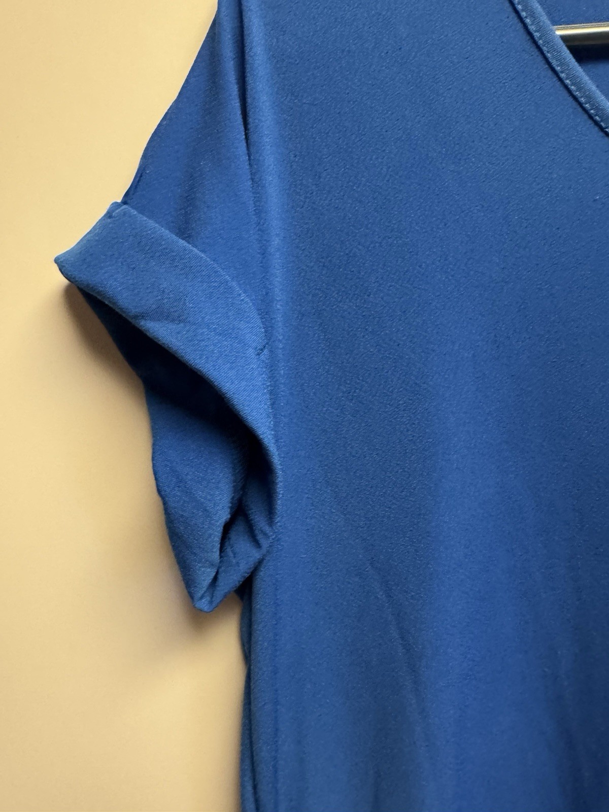 Lildy Women’s Pocket Tunic Top Size S-M Short Sleeve In Royal Blue