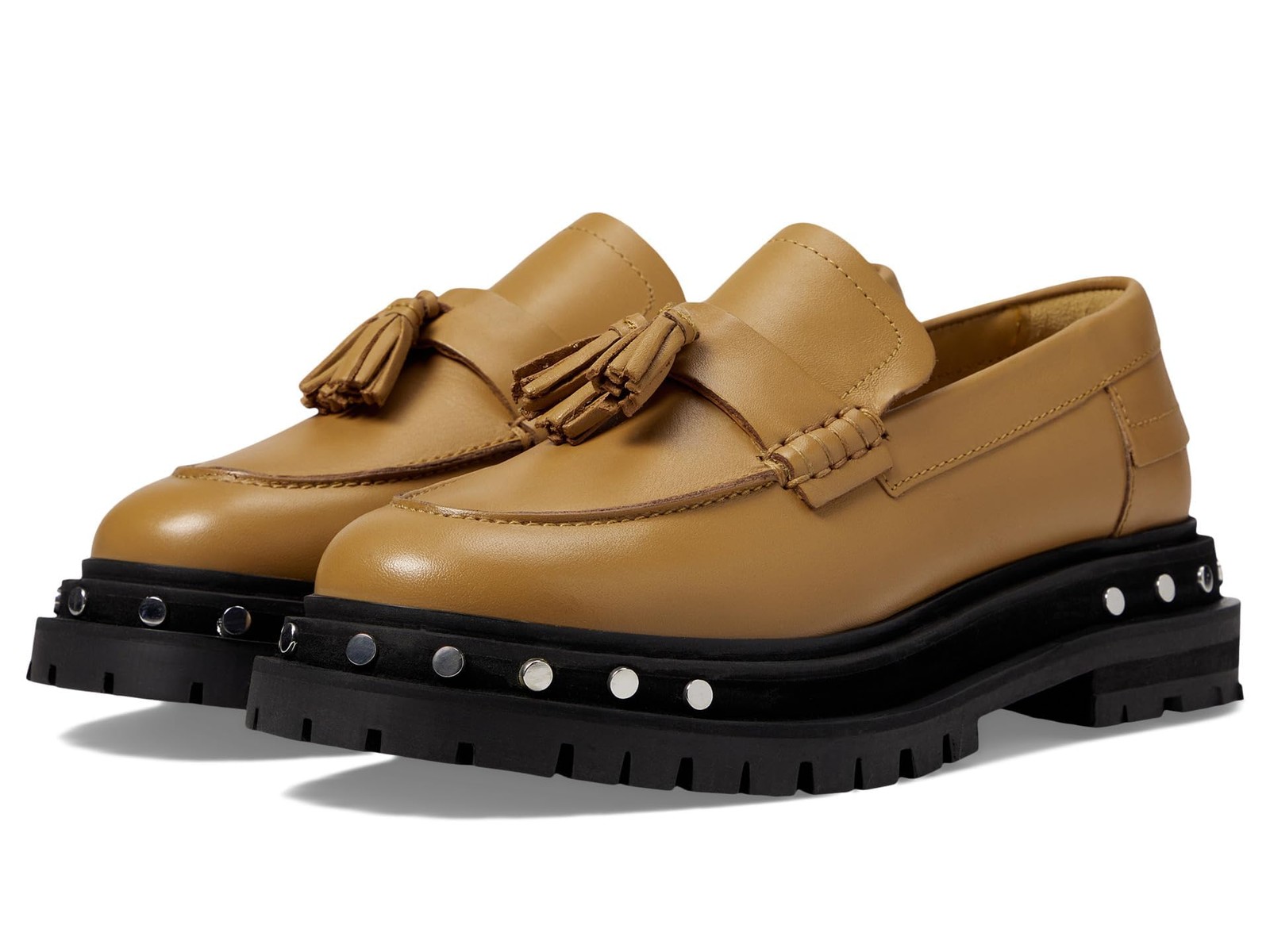 Free People Womens’ Teagan Tassel Loafer – Caramel Cafe