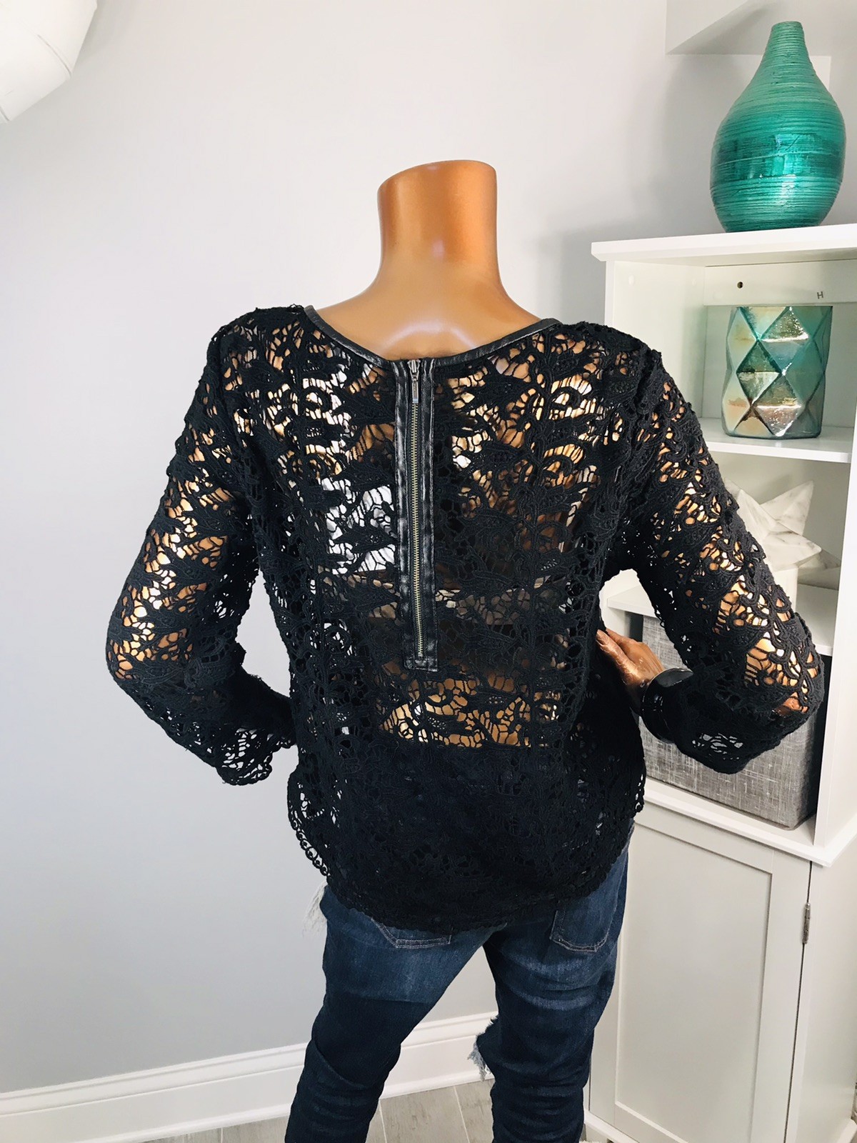 Joie L Top NWT Crochet Shell Black Blouse 3/4 Slvs Crew Neck Leather Trim Floral
