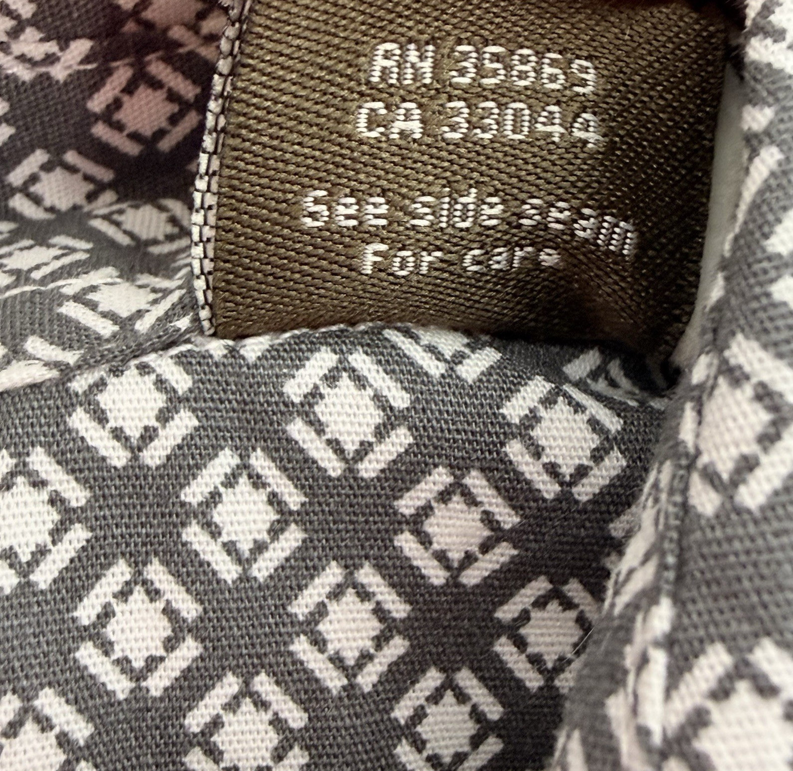 Roper NWT Western Women’s sz XS Gray Diamond Star Geo Print Sleeveless Snap Top