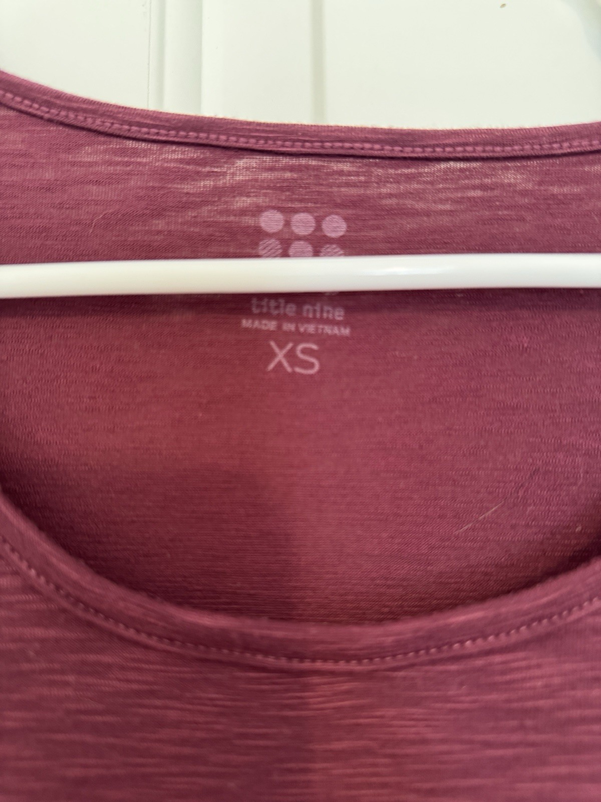 Little Me Women’s XS Burgundy Solid Scoop Neck Short Sleeve Knit T-Shirt