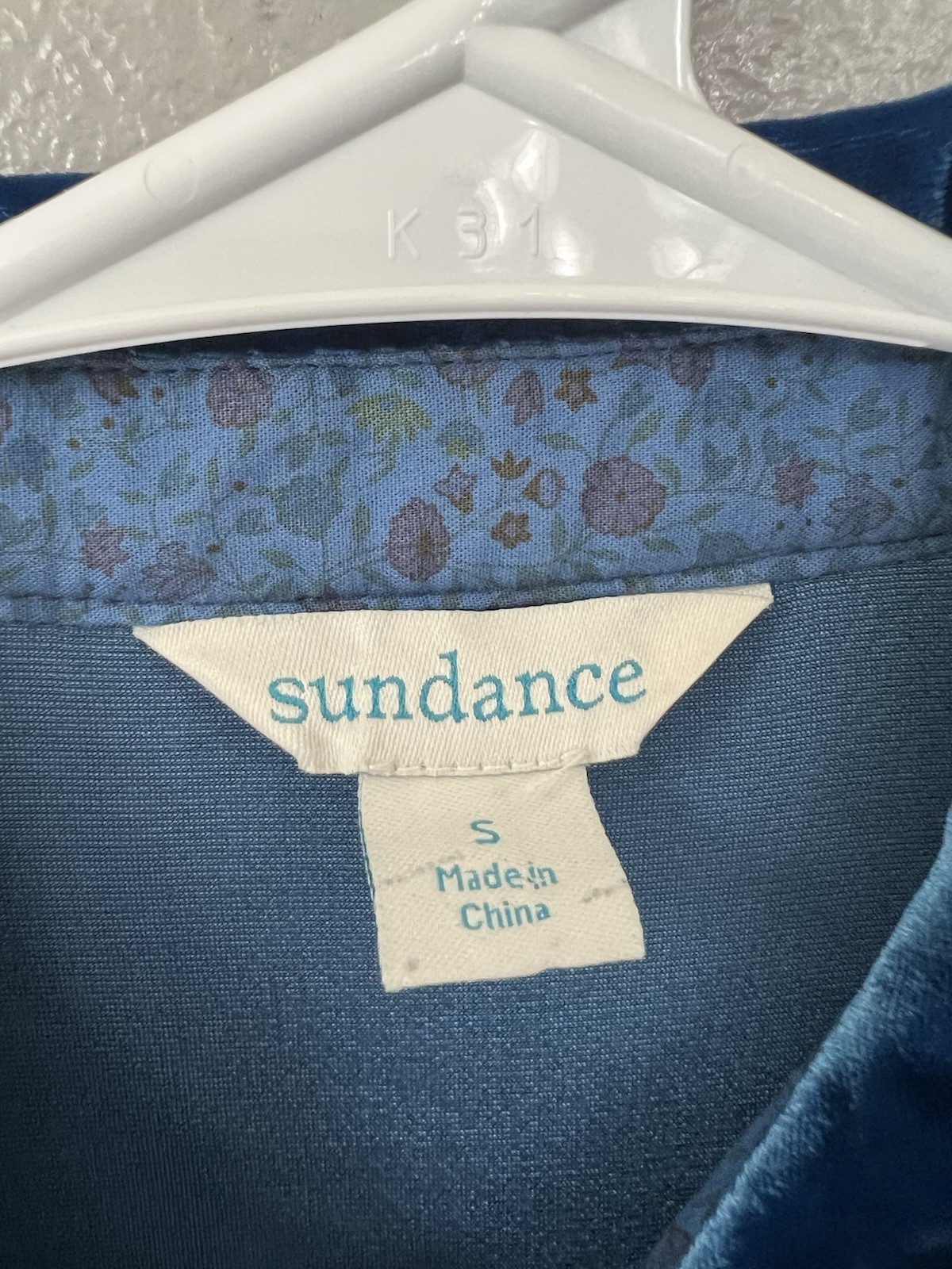 Sundance Anja Shirt Women Small Blue Silk Blend Velvet Pearl Snap Yoke Western