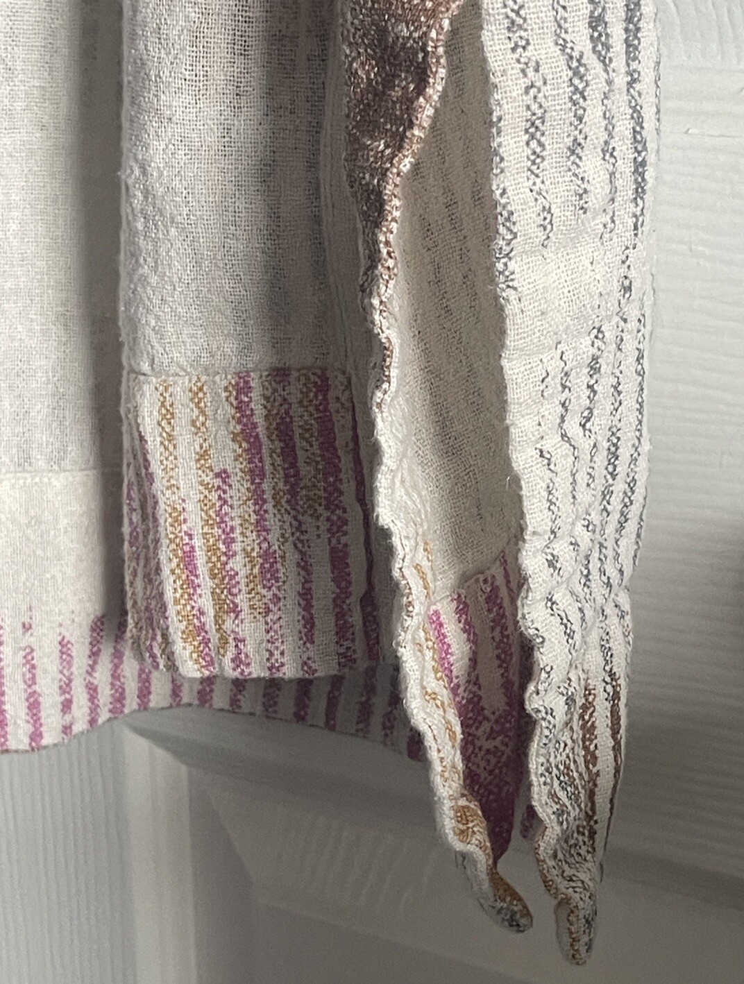 Soft Surroundings Mid Length Topper L/XL Colorful Open Gold Trim India Pockets
