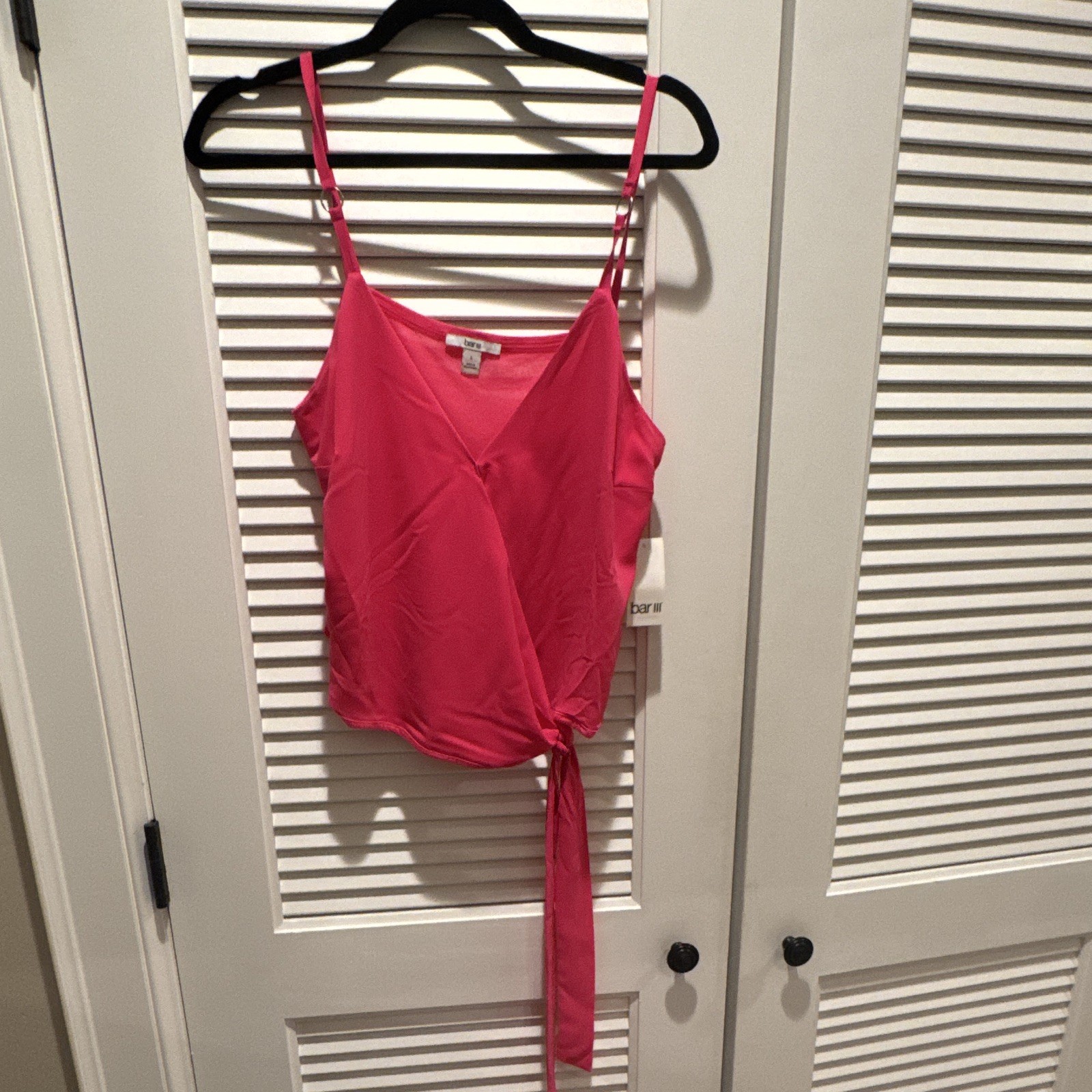 bar III Pink Solid V-Neck Tie-Front Sleeveless Camisole Top Adjustable Strap L