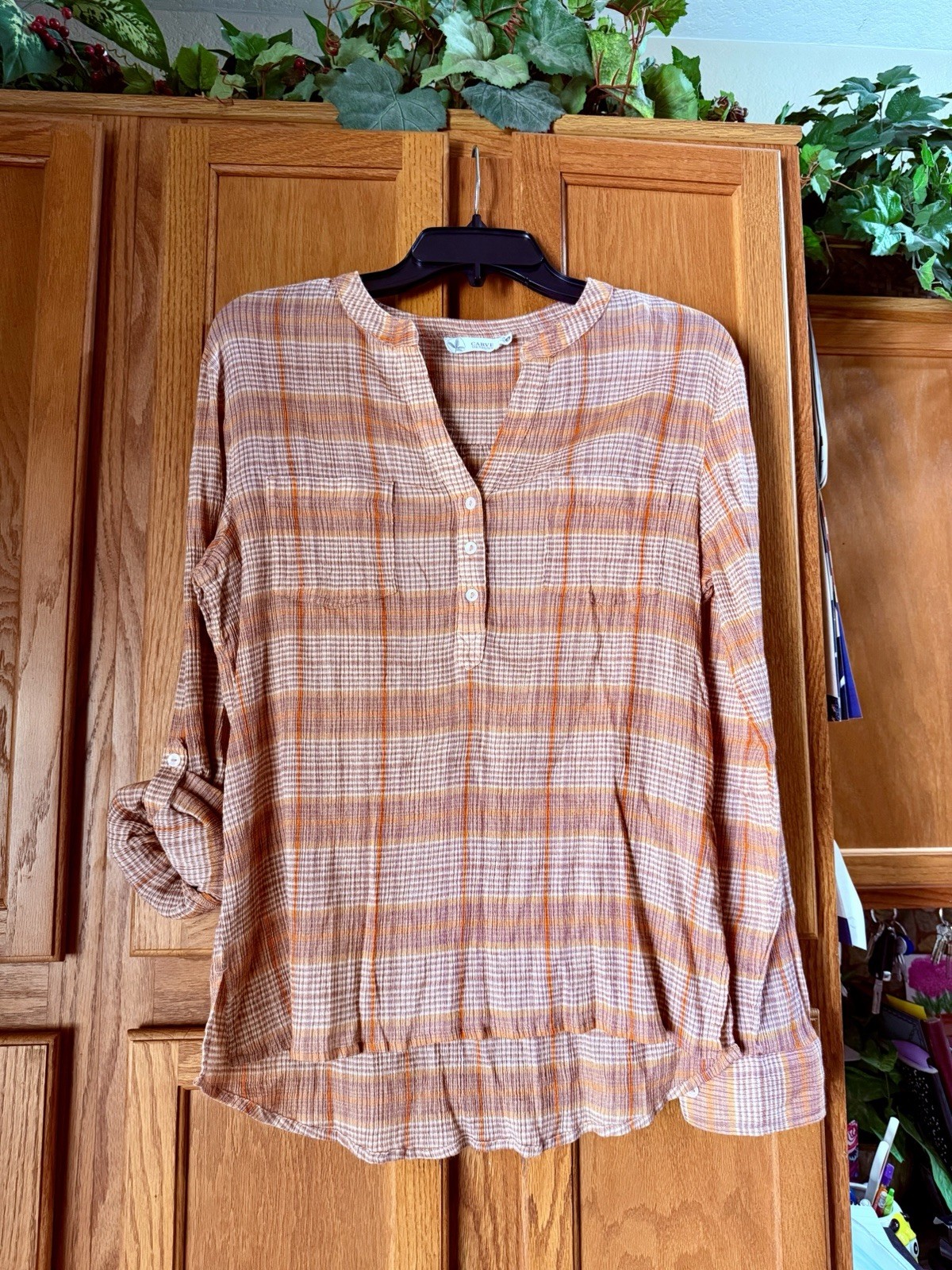 NWOT CARVE Designs Dylan Gauze Shirt Long Sleeve Buttons Rosewood Plaid Small