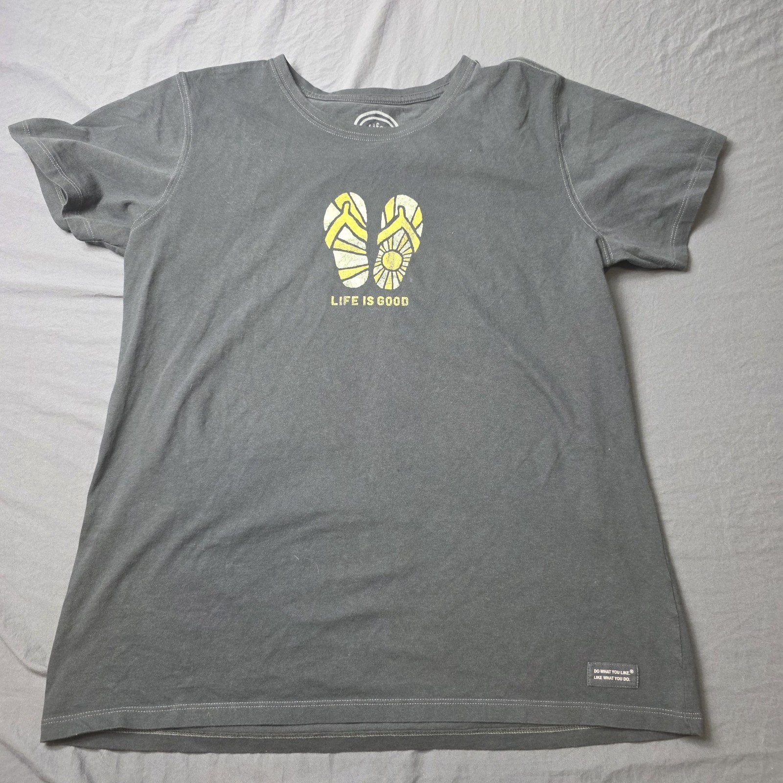 Life Is Good Women’s tshirt flip flop gray large classic fit