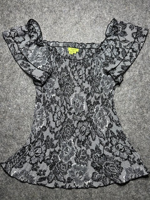 Agora Women’s Black and White Size Small Off The Shoulder Ruffle Blouse