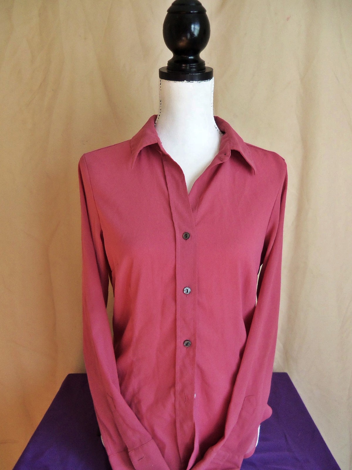 90s NY&Co warm blush pink polyester blouse. Size Medium.