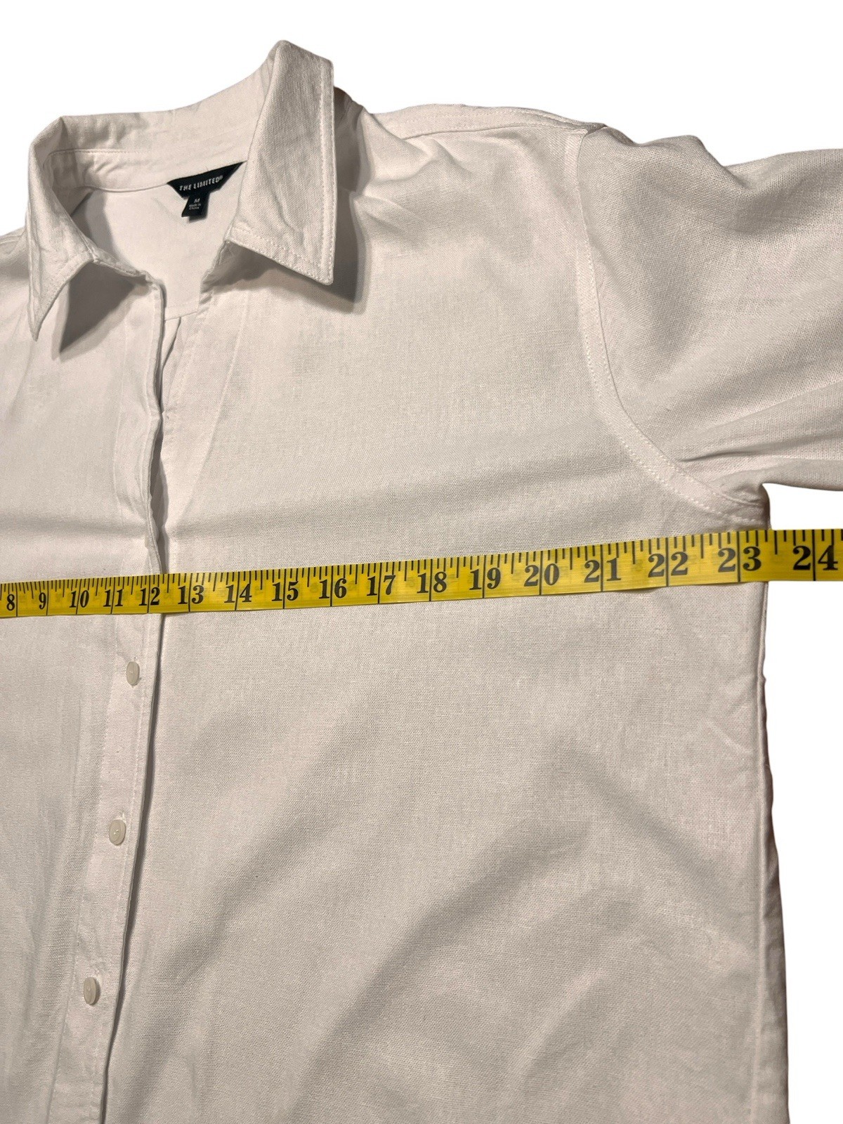 The Limited Women’s White Button Front Blouse Long Sleeve Size M