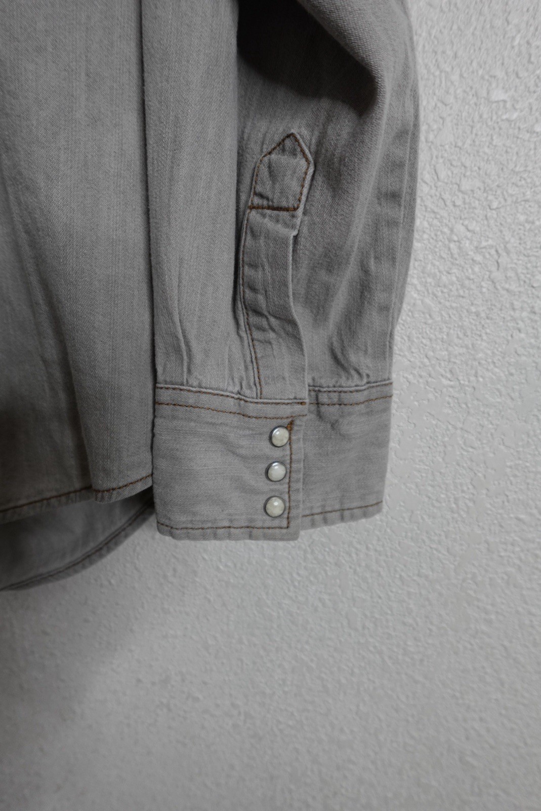 Western Wrangler Womens Long Sleeve Pearl Snap Western Shirt Gray Denim L