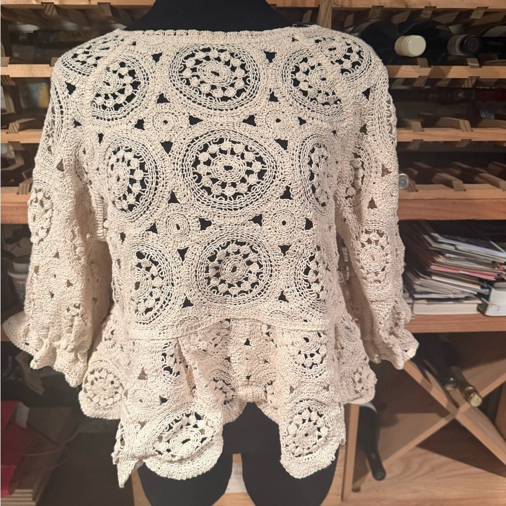 Solitaire Crochet Lace Peplum Top Cream Beige Medallion Boho Ruffle M 21-1280