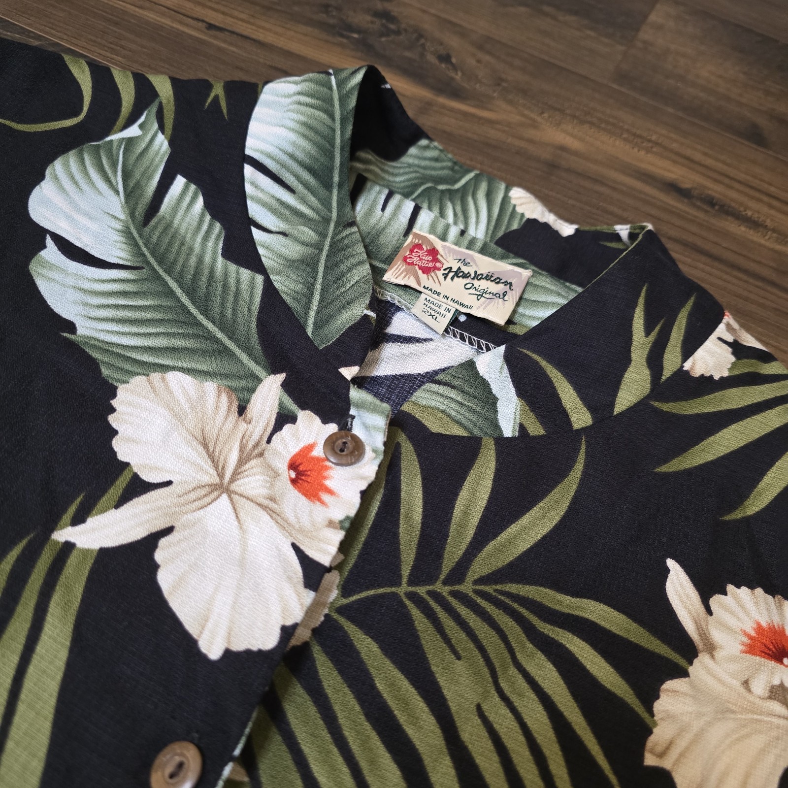 Hilo Hattie Hawaiian Orchid Palm Tree Blouse 2XL Black White Tropical Aloha