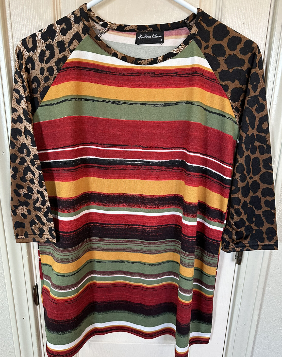 Southern Charm Womens Size Small 3/4 Sleeve Striped Shirt
