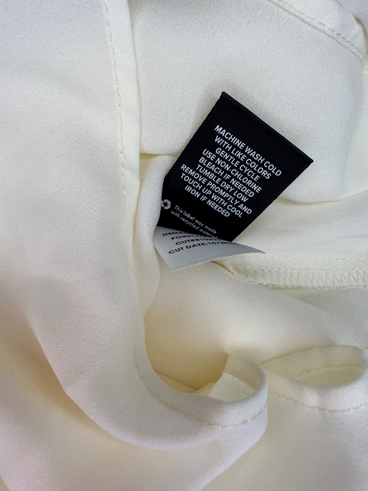 Torrid 3 Chiffon Asymmetrical Neck Blouse in Whisper White Size 3X 22-24 New