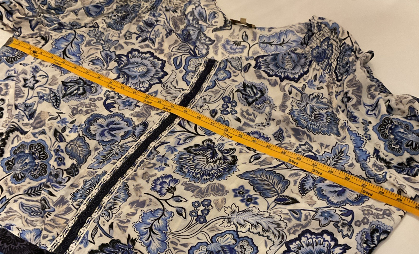 Democracy Women’s Plus Size 3X Kimono Sleeve Blue White Floral Top Contrast Trim