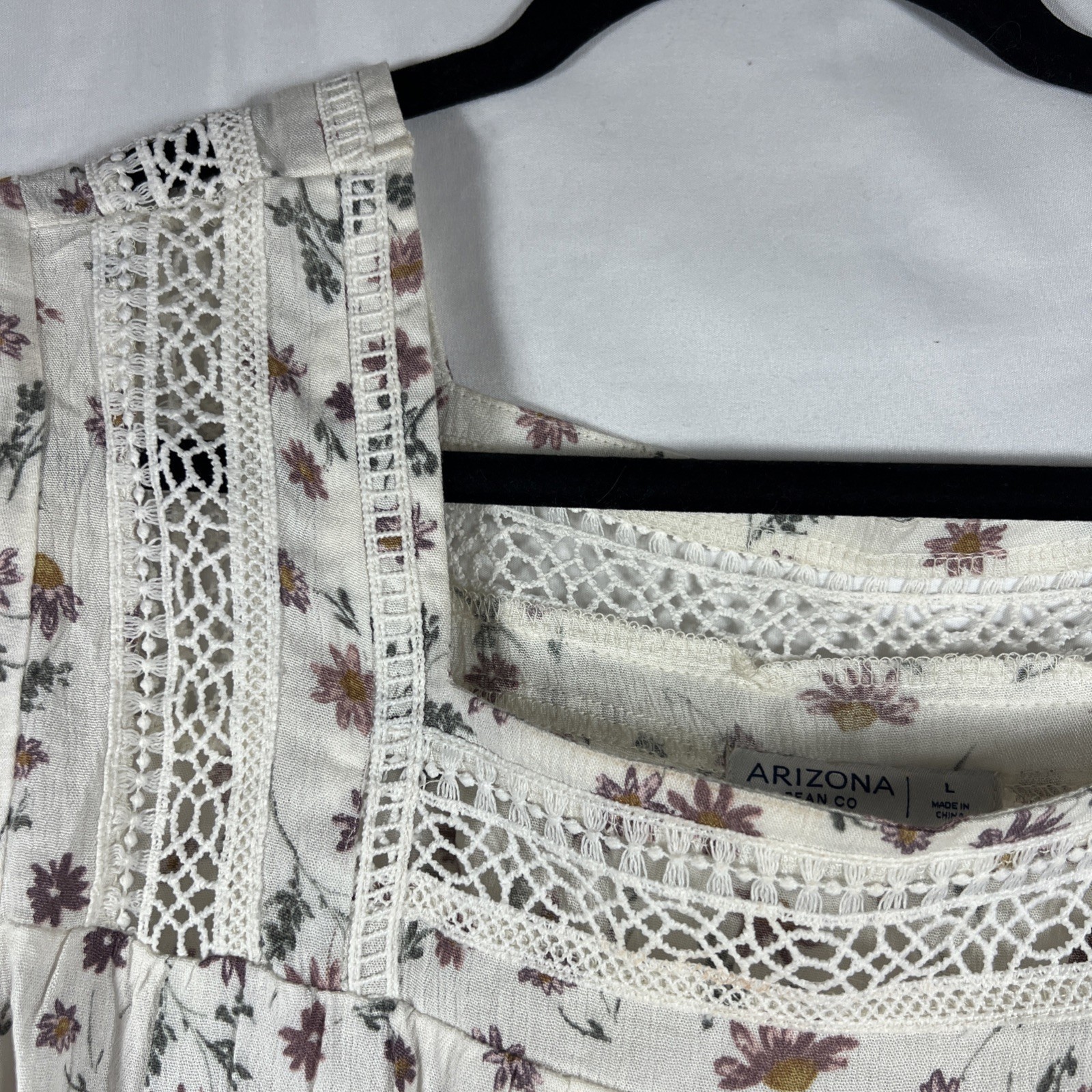 Arizona Jean Co Square Neck Blouse / Size Large Floral Print