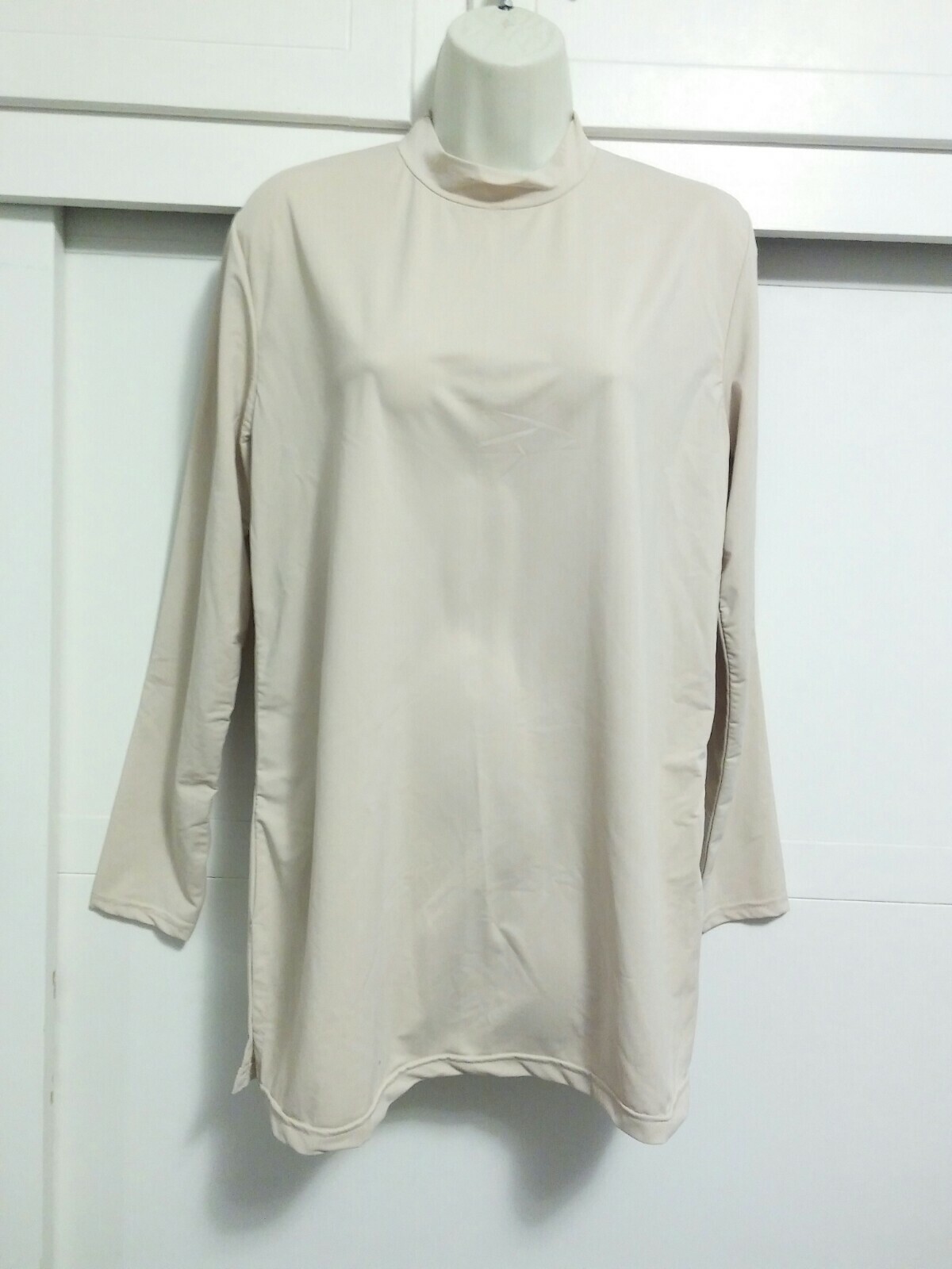 Basic Long Sleeve Solid Top Womens Plain Biege T-Shirt Stretch Size L Crew Neck