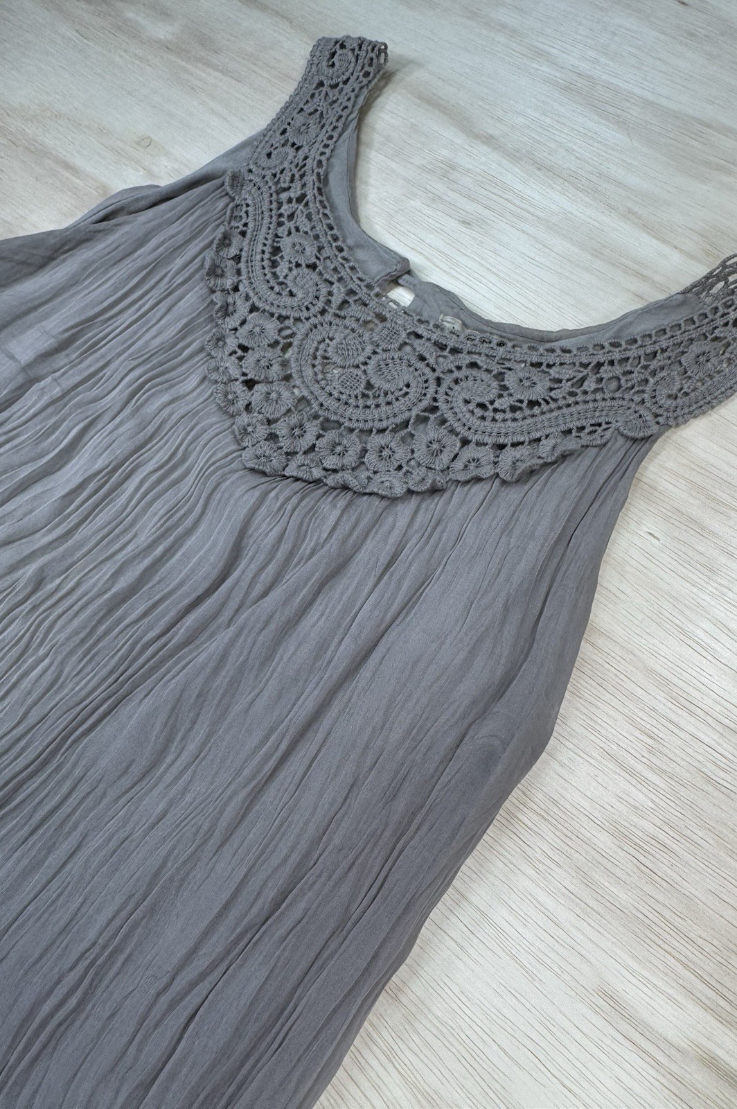 Via Signoria Silk Tank Top Floral Lace Italy Medium Bohemian Festival Crinkle