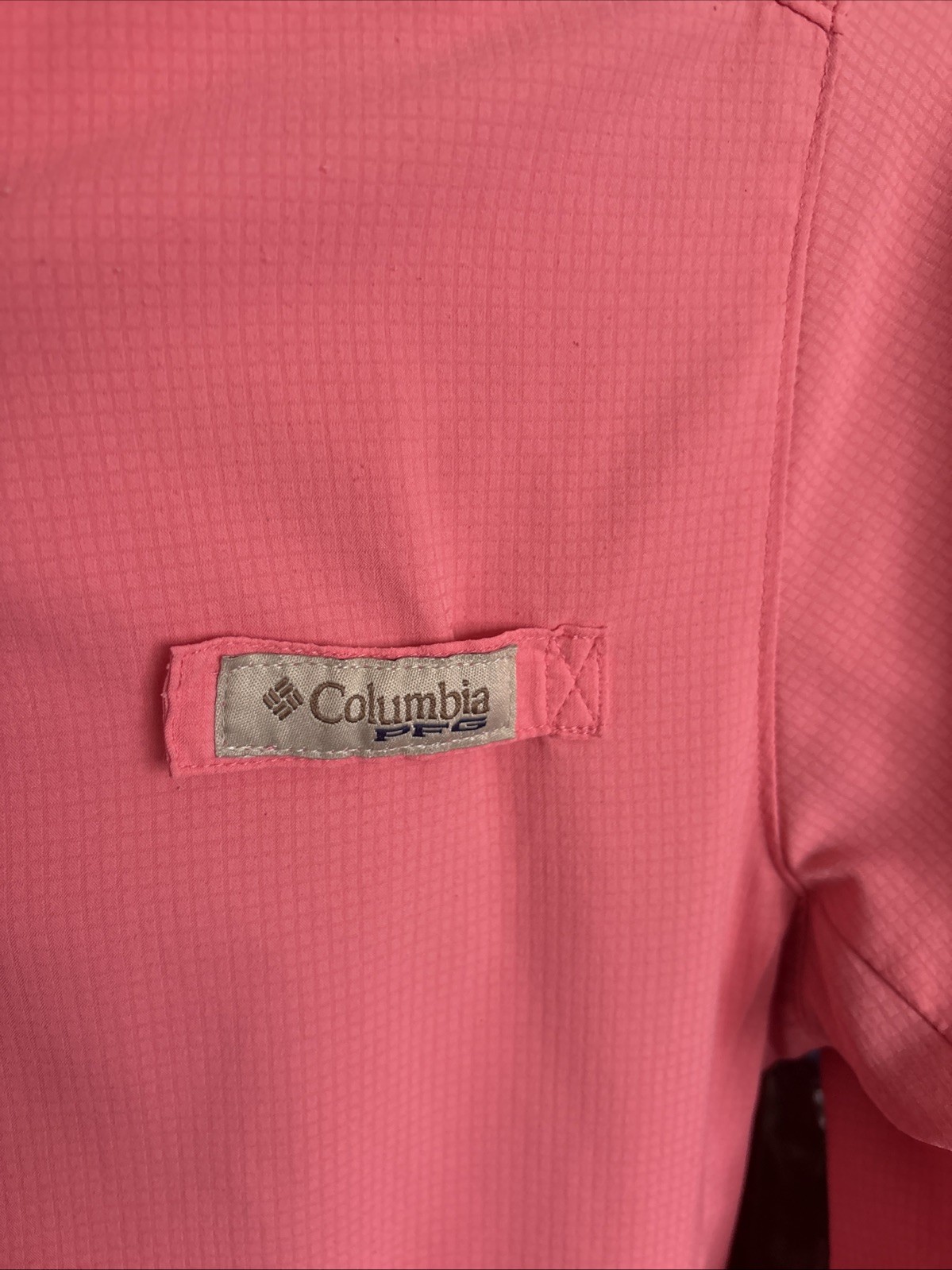 Columbia Woman’s Coral Poly Snap Up Fishing Shirt Blouse Size S