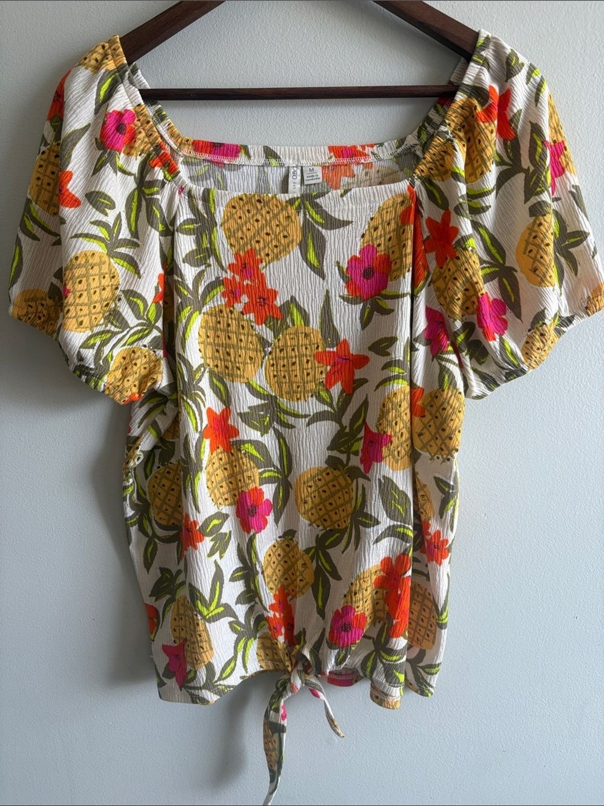Cato Pineapple Print Tie Front Blouse Medium Tropical Puff Sleeve