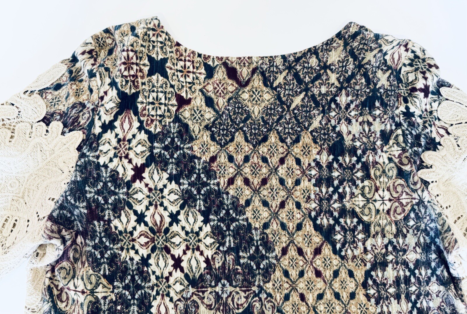 Vintage America Blues Missey Peasant Pull Over Blouse Size Large Tan Lace Panels