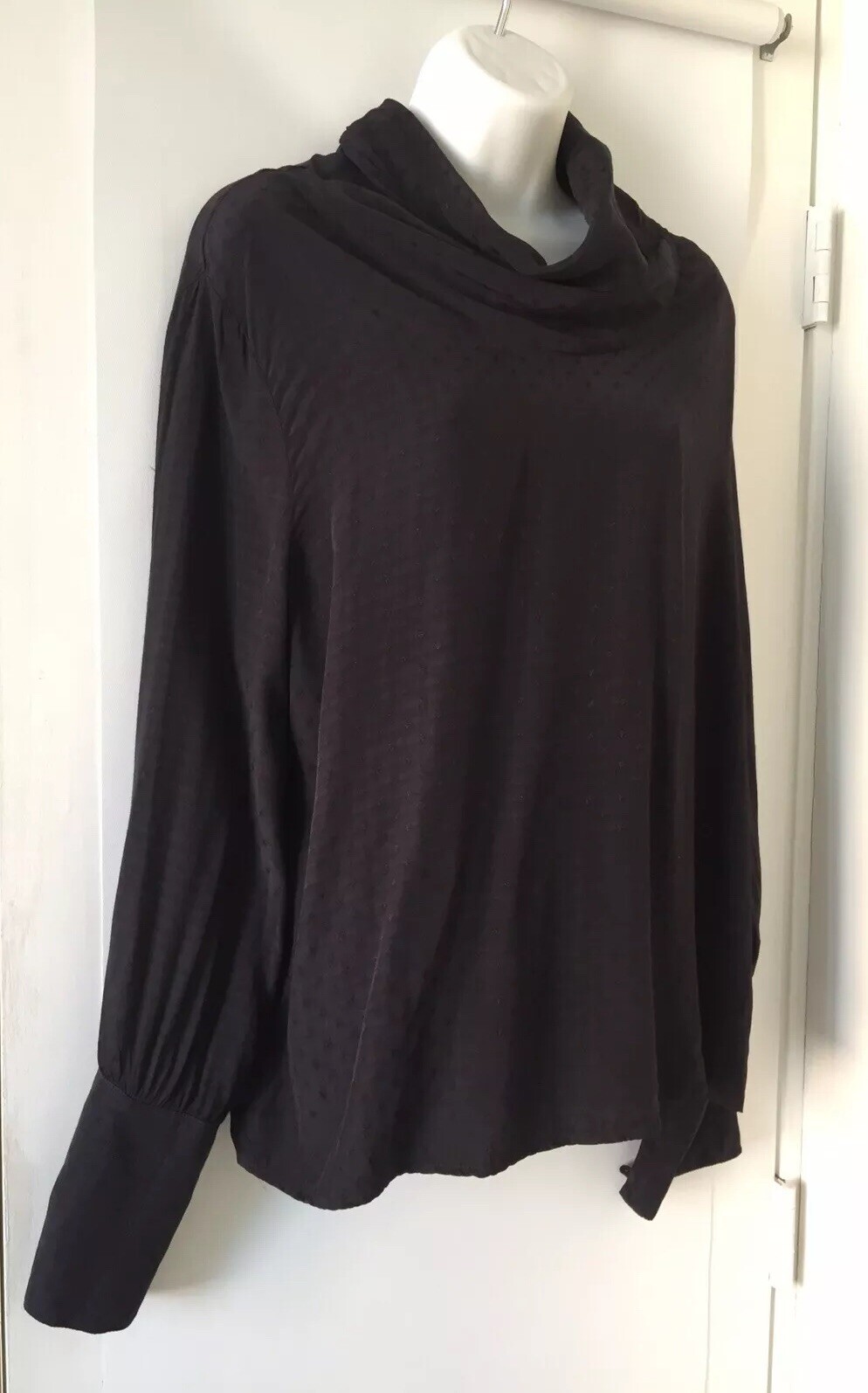 ZARA Woman Black JACQUARD BLOUSE WITH CORD Flowing Long Sleeve Size S O796