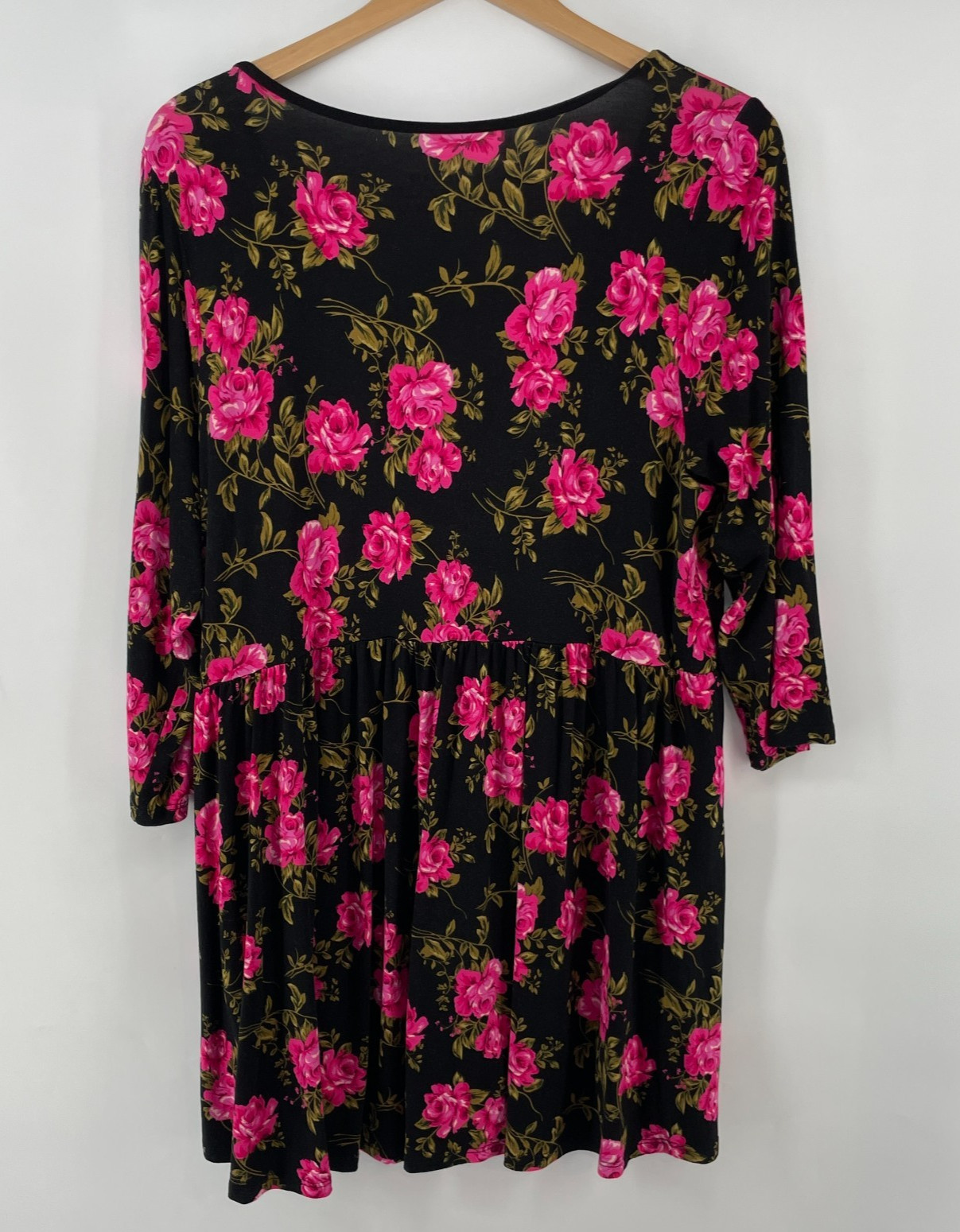 Torrid Tunic Top Size *0 Super Soft Black Roses Floral Whimsigoth Witchy Dark