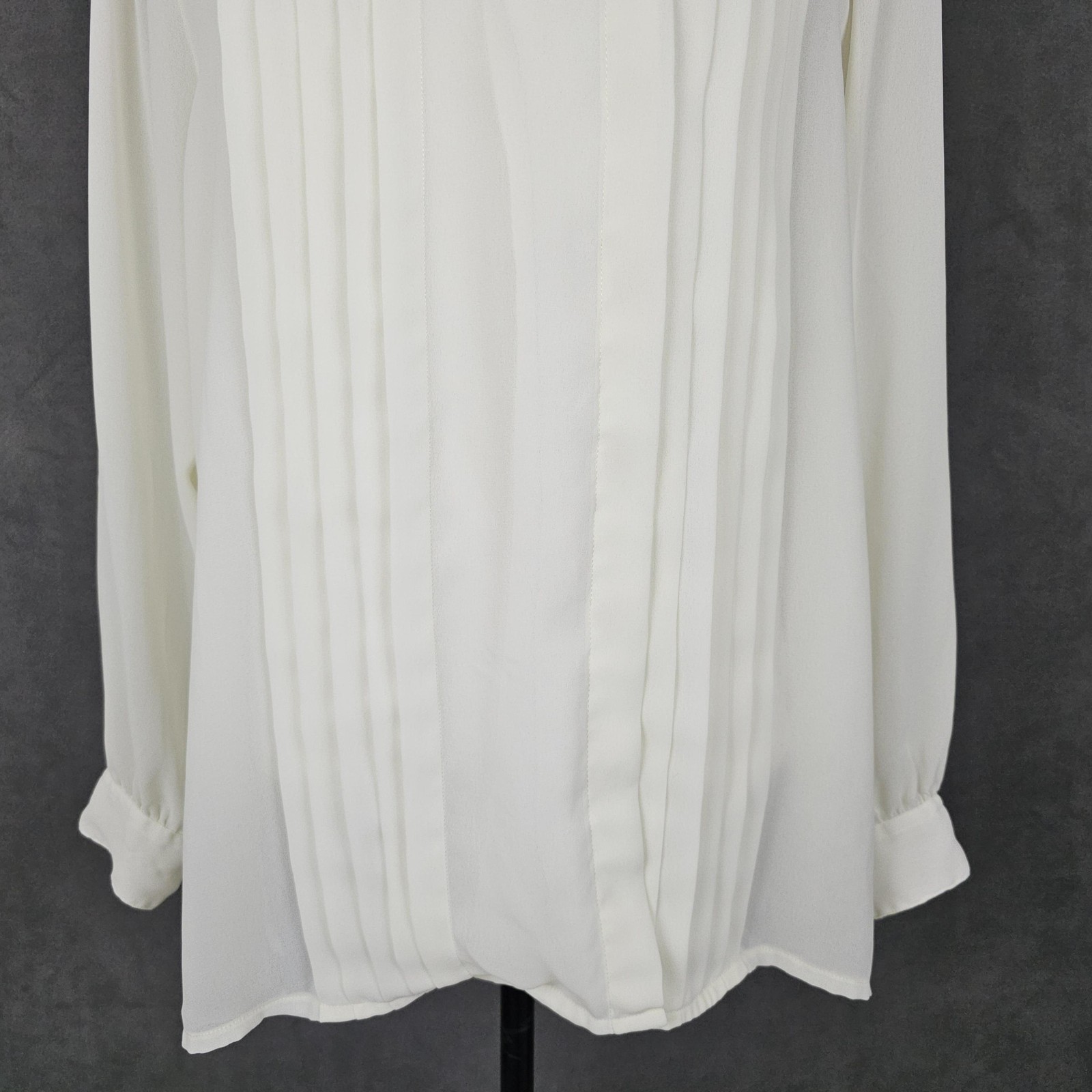 Vintage M.J. Fashions Blouse Womens 40 White Pleated Embroidered Sheer Chiffon