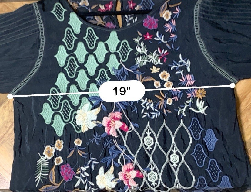 Johnny Was Esmerelda Tunic L Iron Steel Embroidered Boho Cupra Rayon