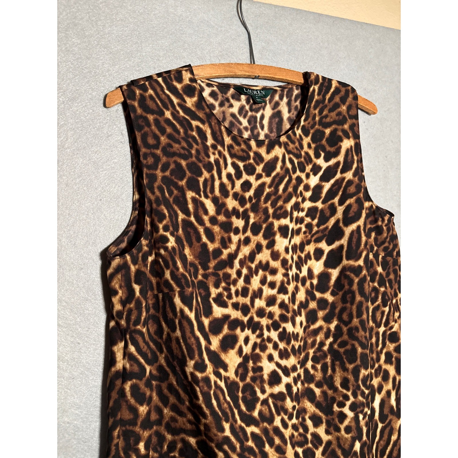 Lauren Ralph Lauren S Leopard Print Sleeveless Split Back Blouse Old Money City