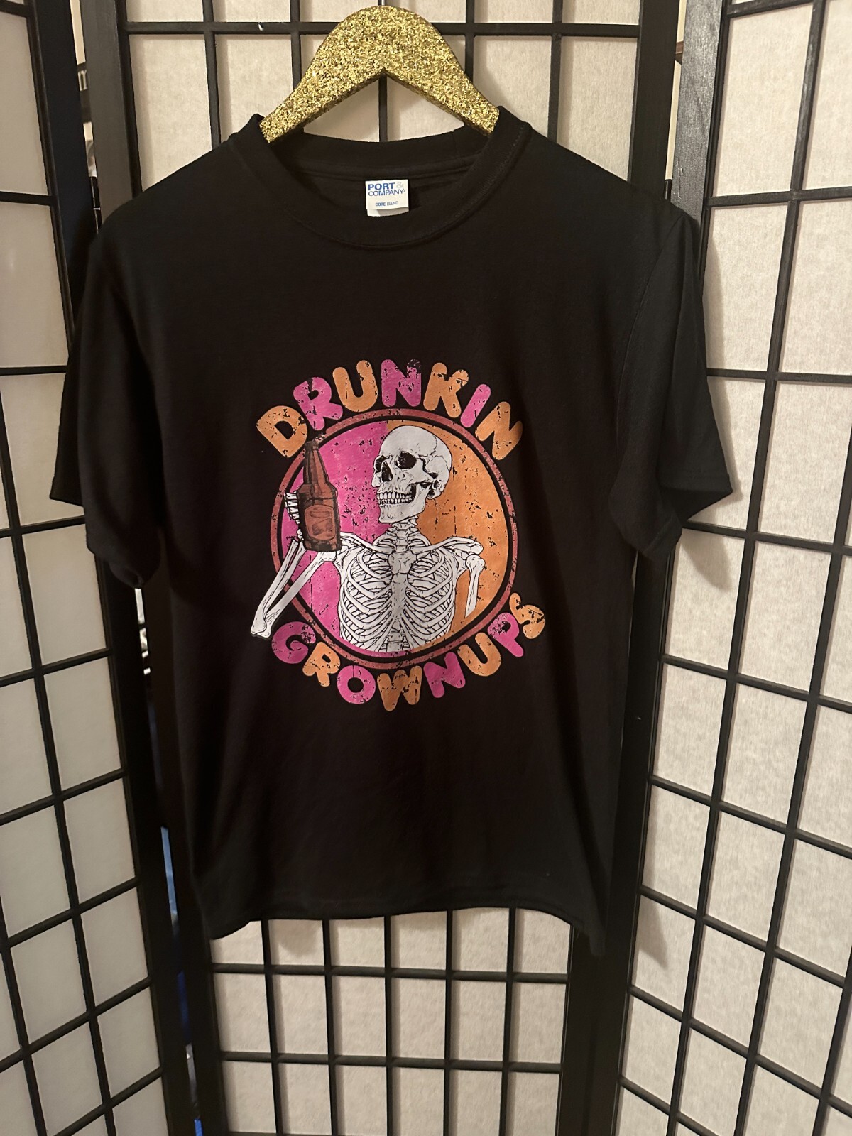 Drunkin Grownups Unisex T-Shirt Size Small Funny Dunkin Donut T-Shirt Small