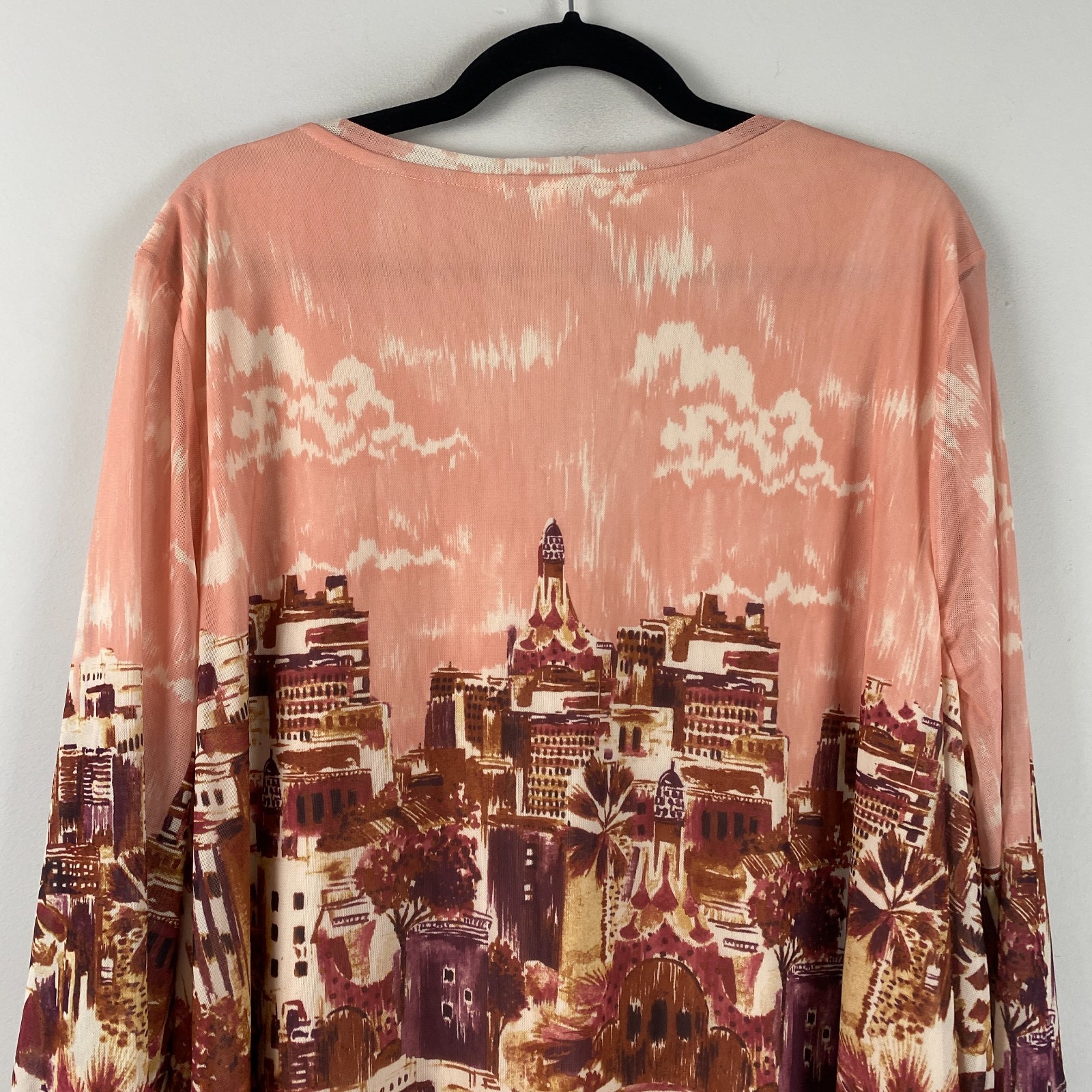 Catherines Knit Mesh Top Blouse Size 2X Pink Maroon Red Travel Town Print