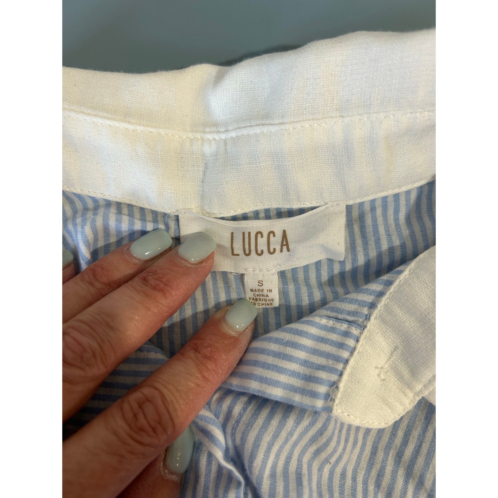 Lucca button down shirt size S cotton blue white striped nautical preppy