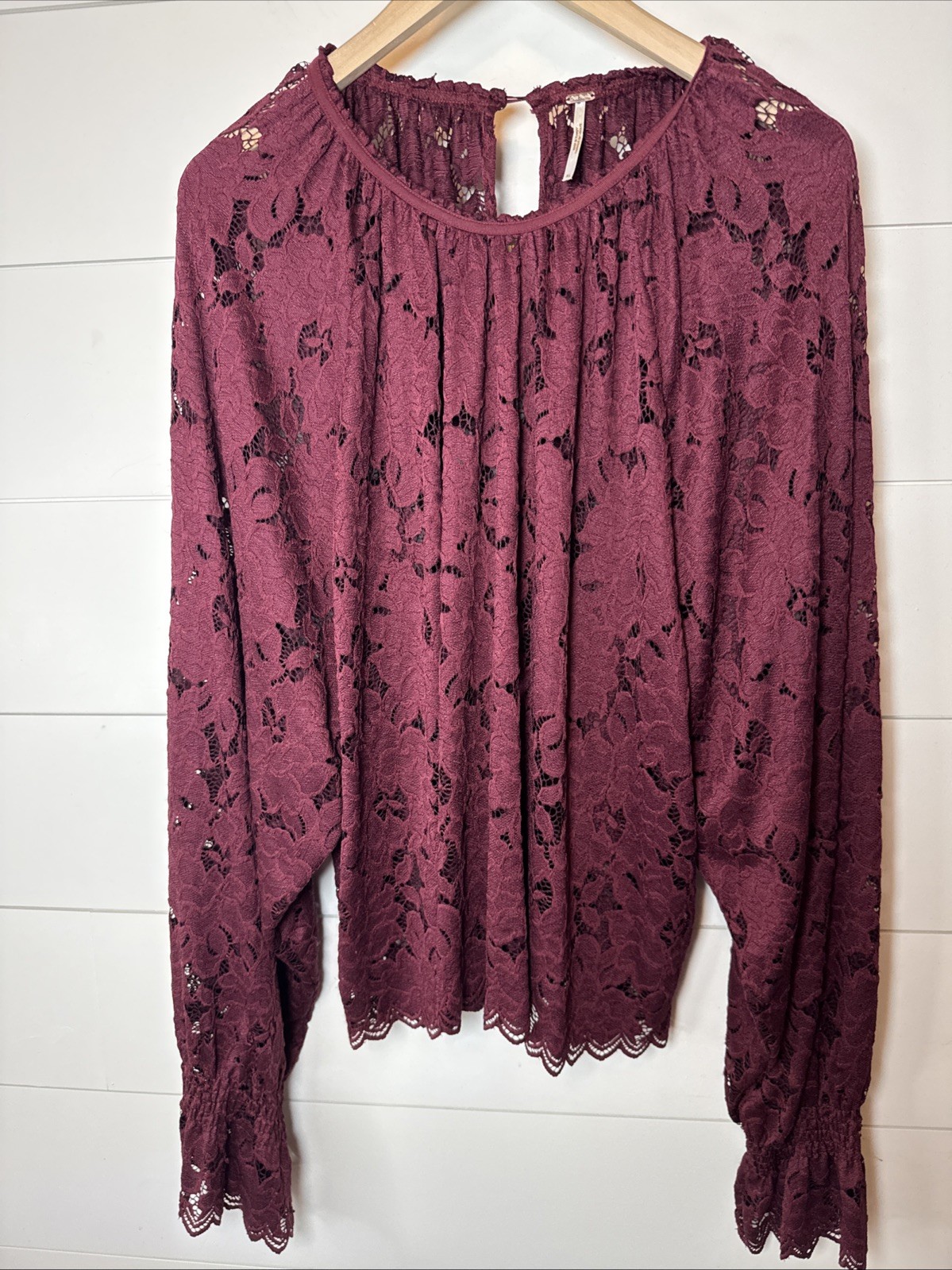 NWOT FREE PEOPLE Olivia Lace Top Sz XL Dolman Balloon Poet Sleeve Burgundy Red
