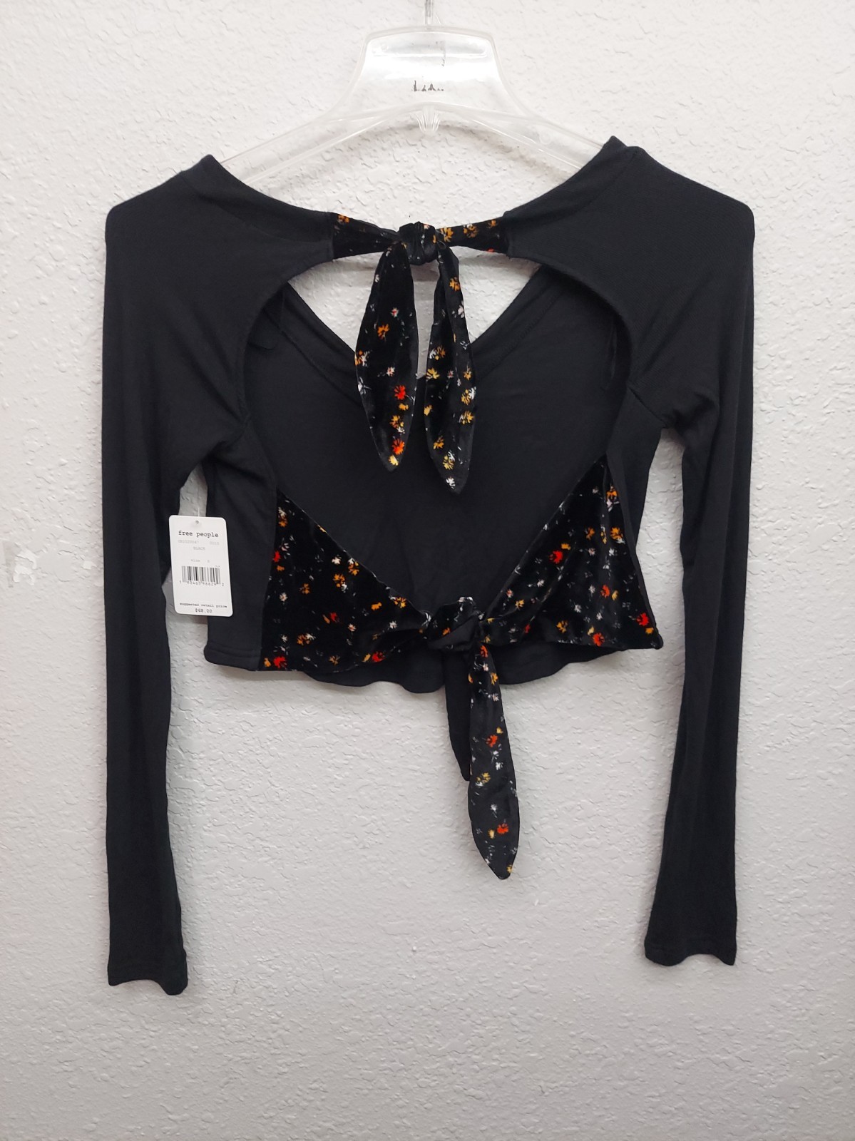 Free People Looking Forward Top Womens Small Black Open Back floral Velvet Crop