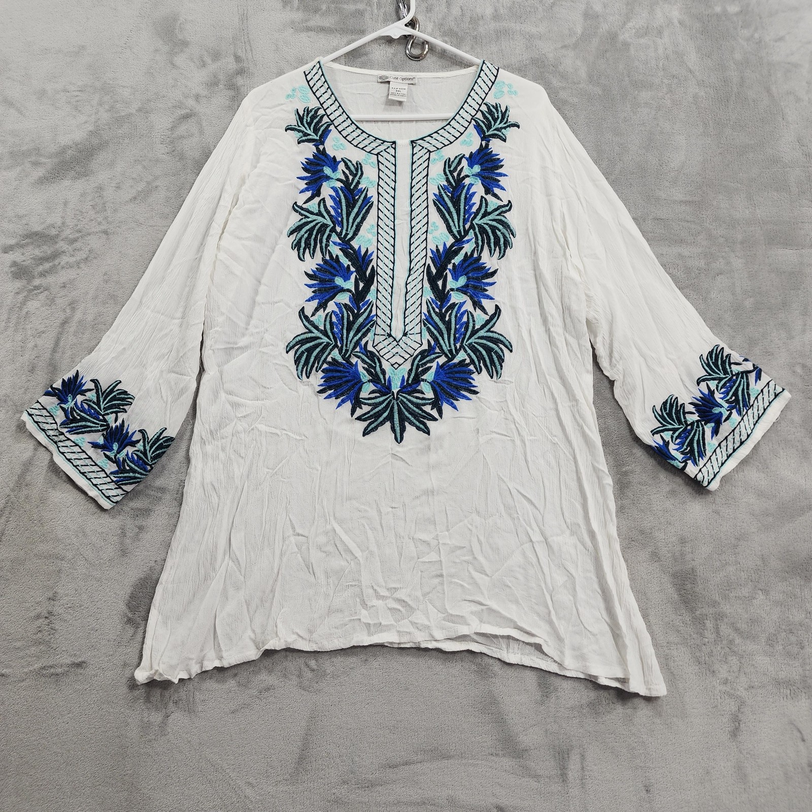 Cute Options Top Womens 3XL White Blue Embroidered Rayon Tunic 3/4 Sleeve Boho
